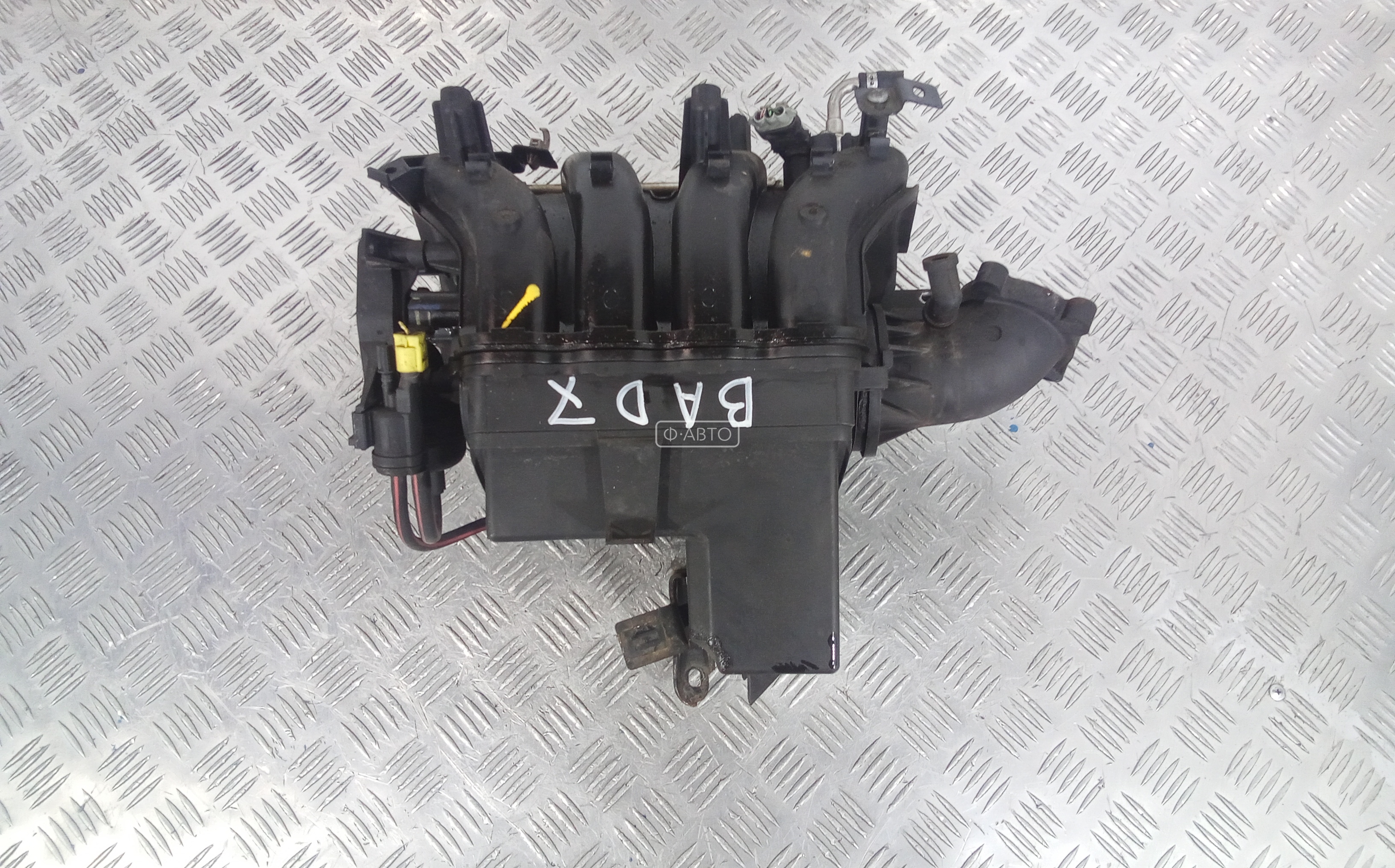 Впускной коллектор бензиновый