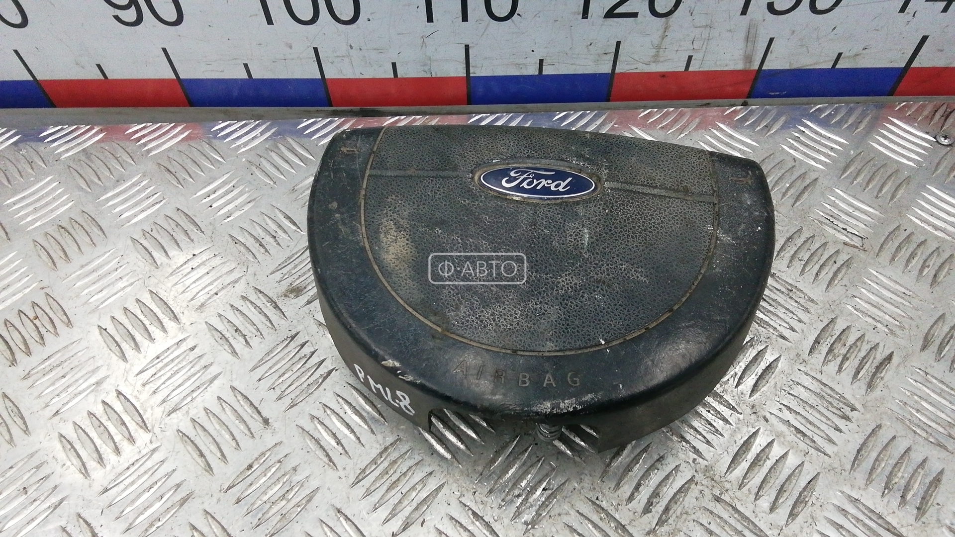 Подушка безопасности водителя