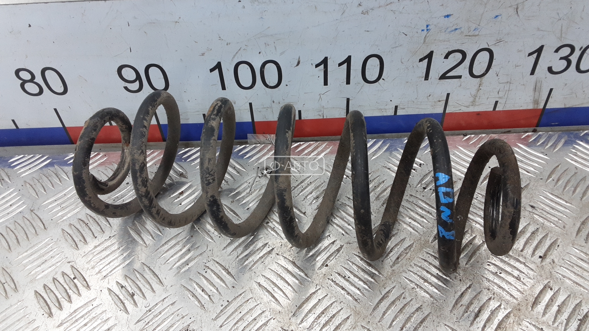 Пружина задняя