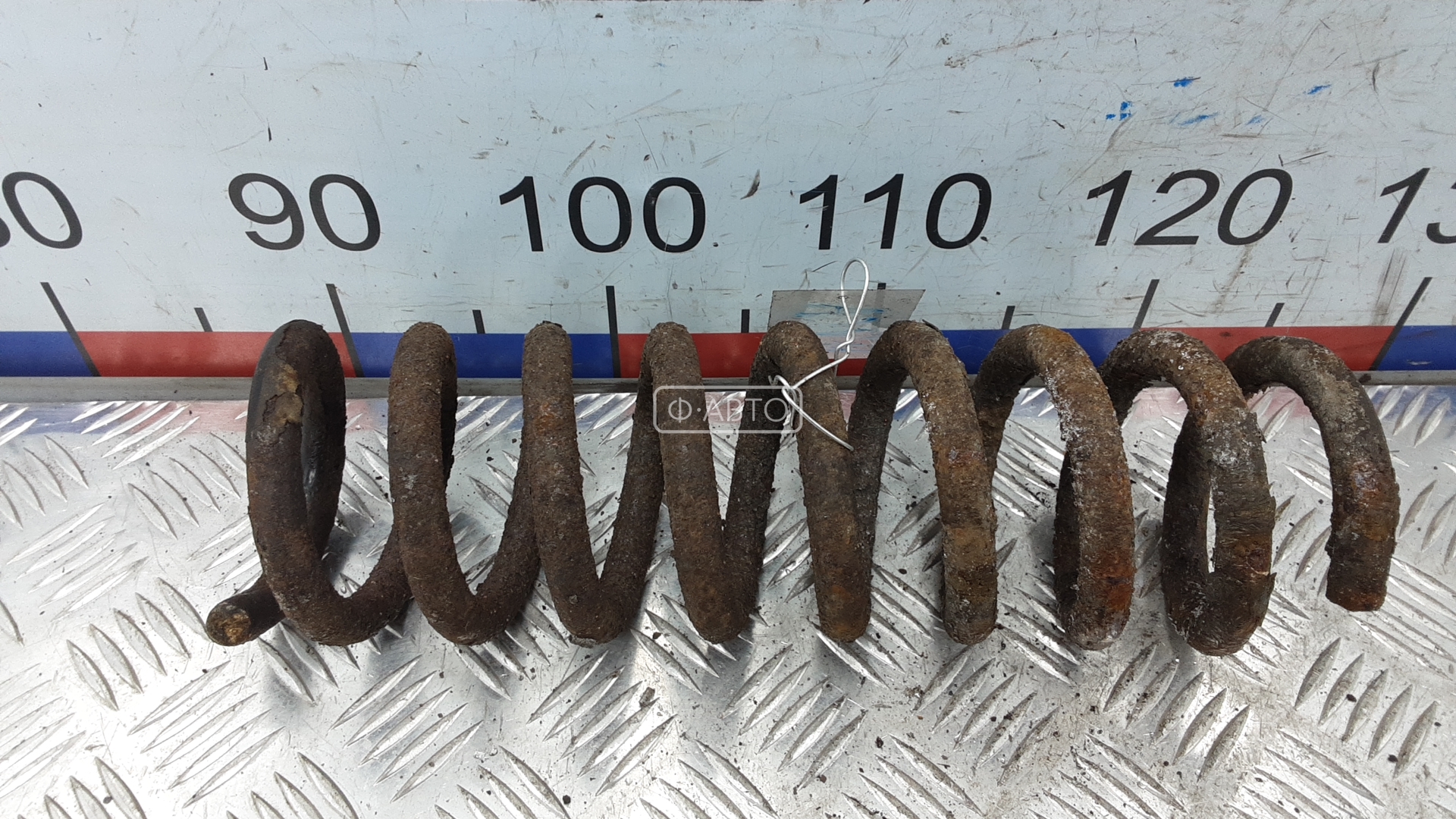 Пружина задняя