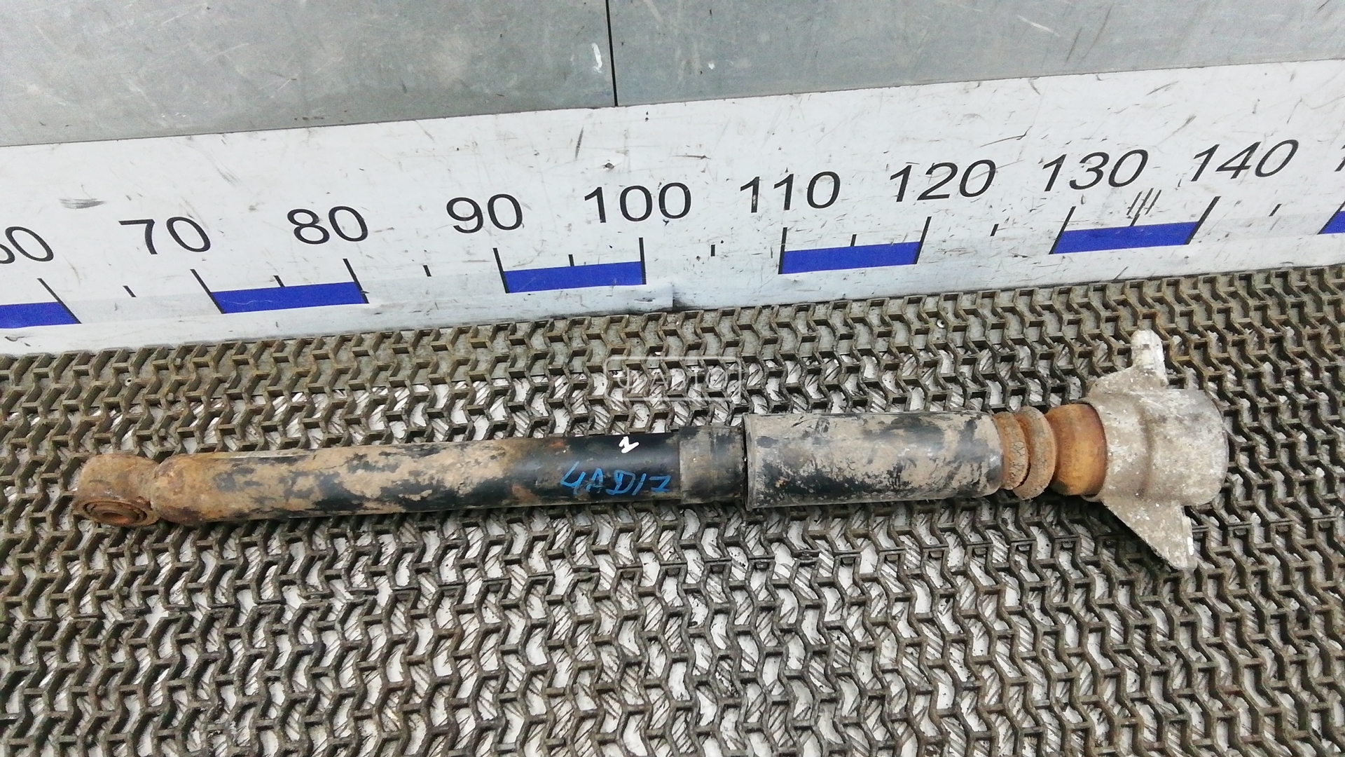 Амортизатор задний