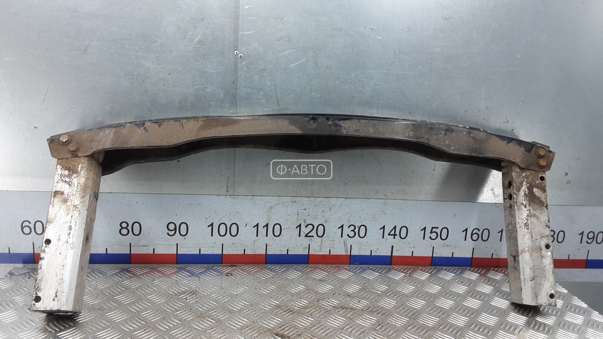 Усилитель бампера задний