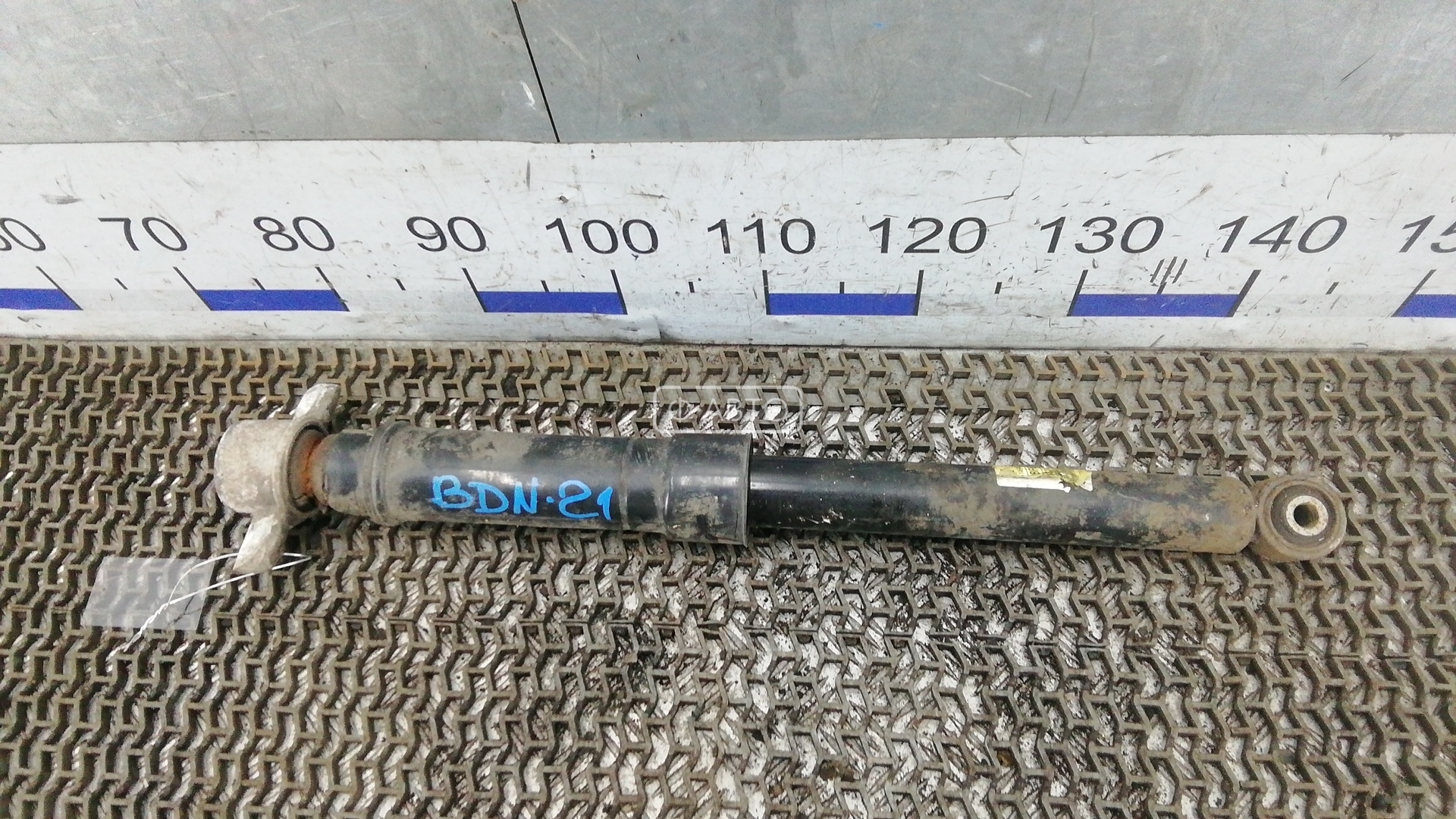 Амортизатор задней балки