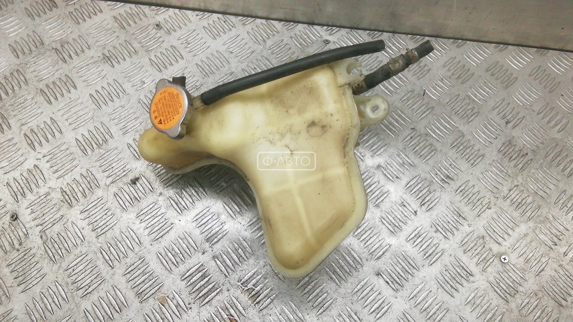 Бачок расширительный