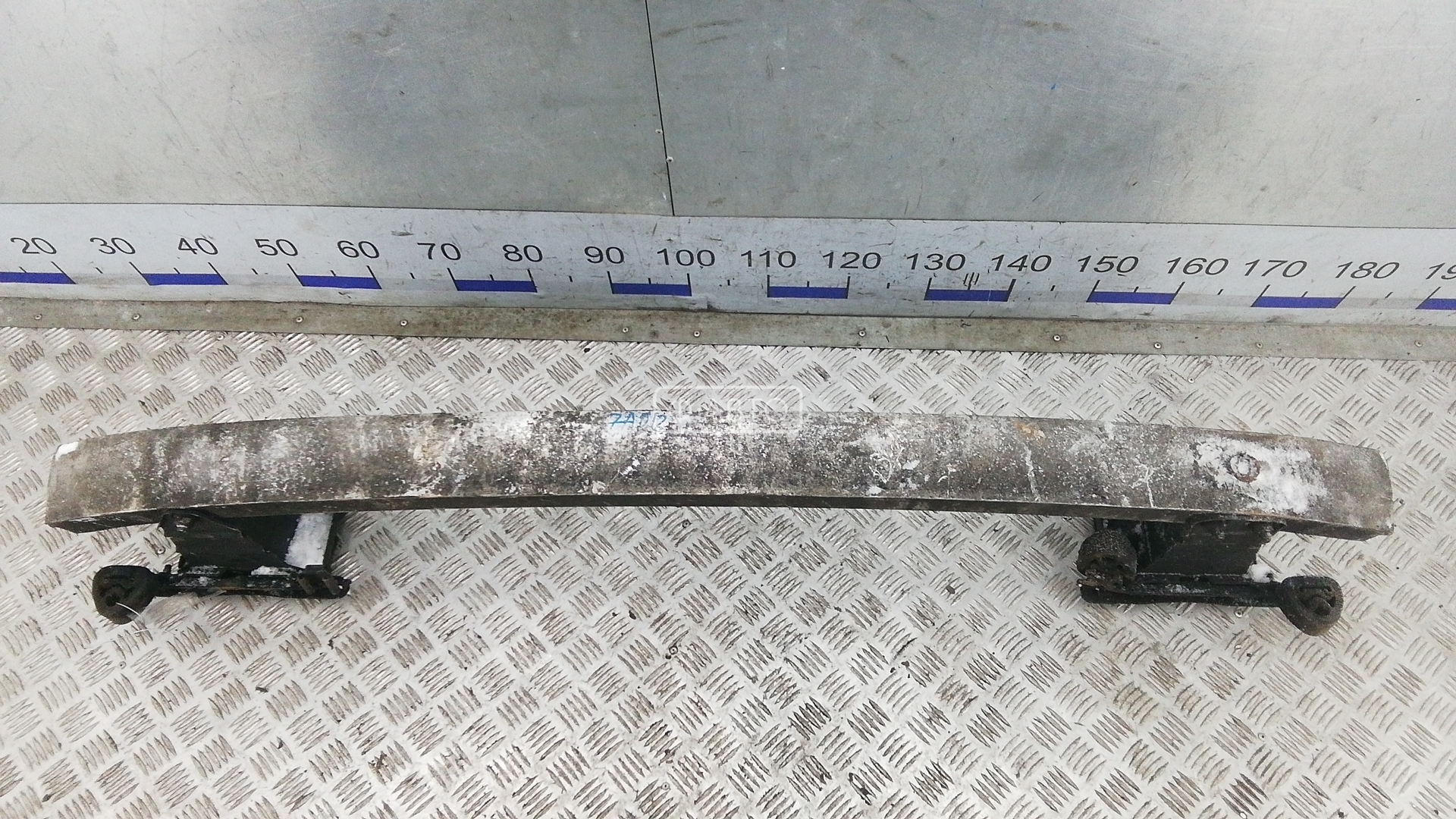 Усилитель бампера задний