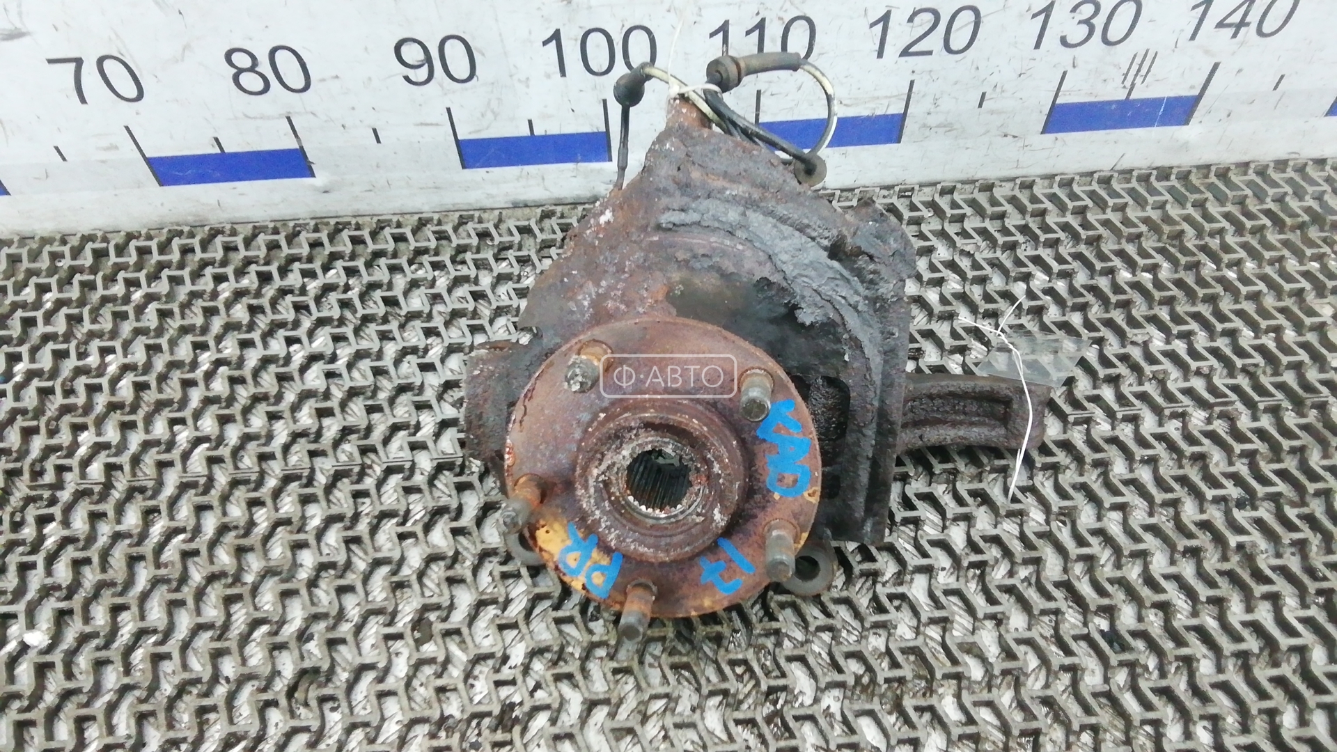 Ступица передняя правая