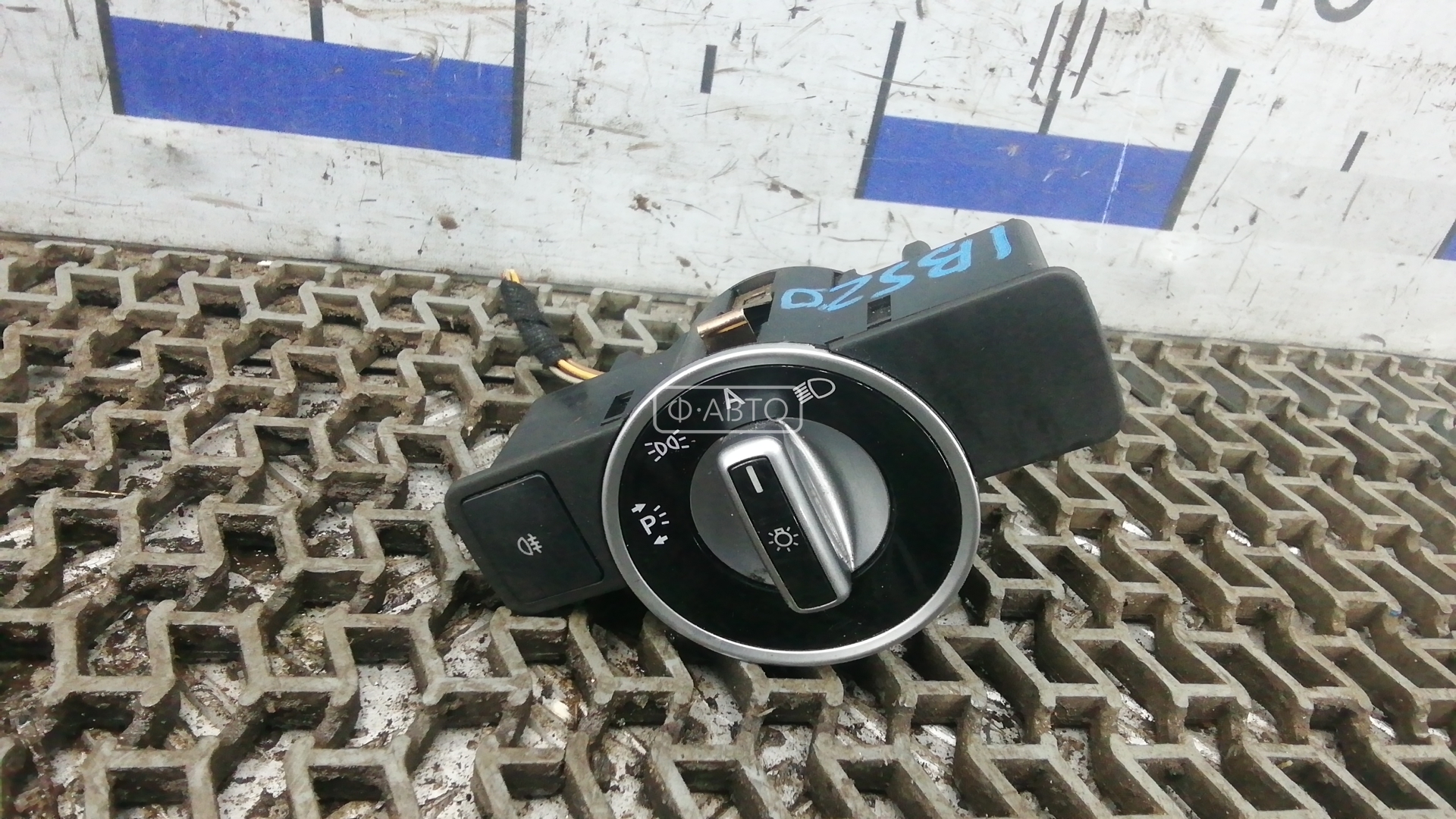 Переключатель света