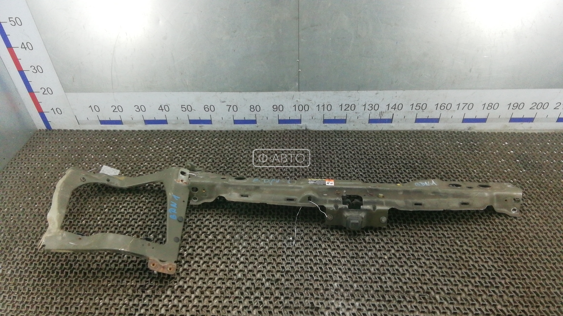 Рамка капота