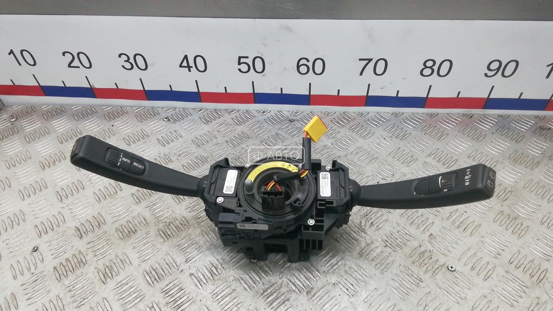 Переключатель поворотов и дворников (стрекоза)