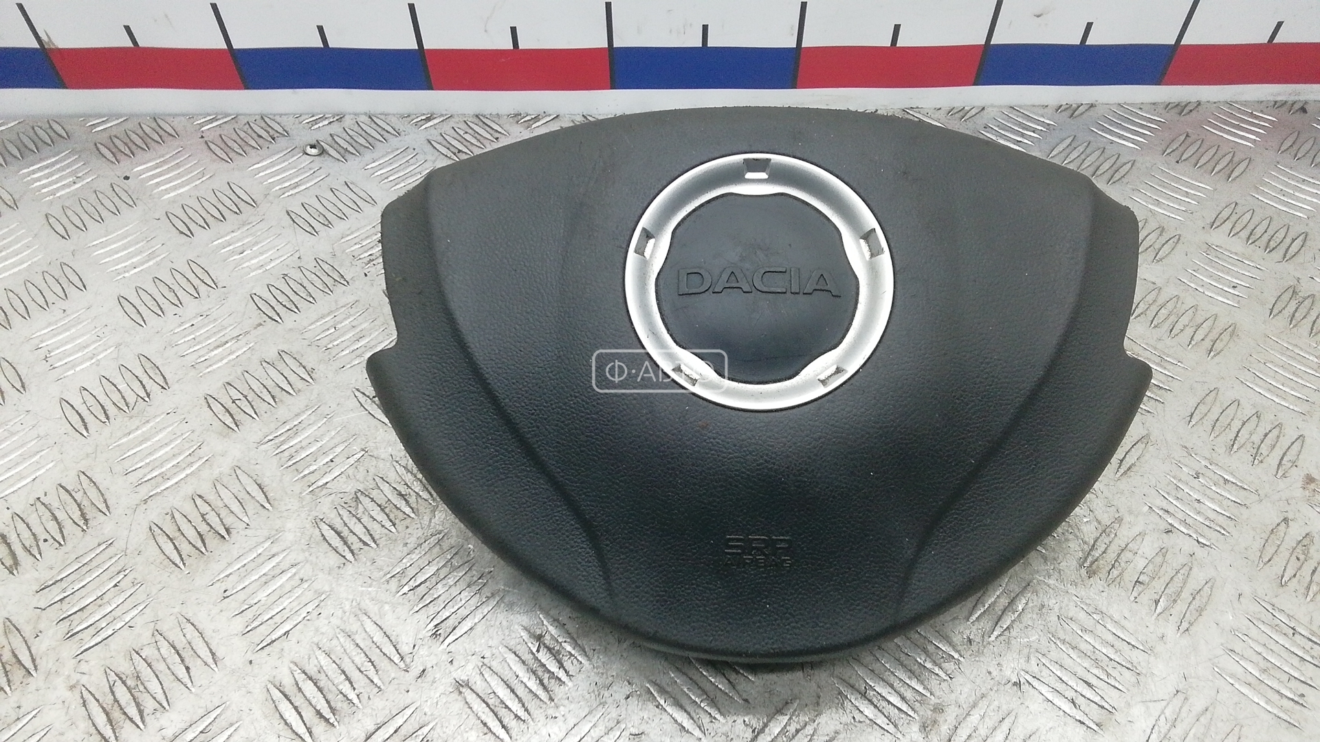 Подушка безопасности водителя