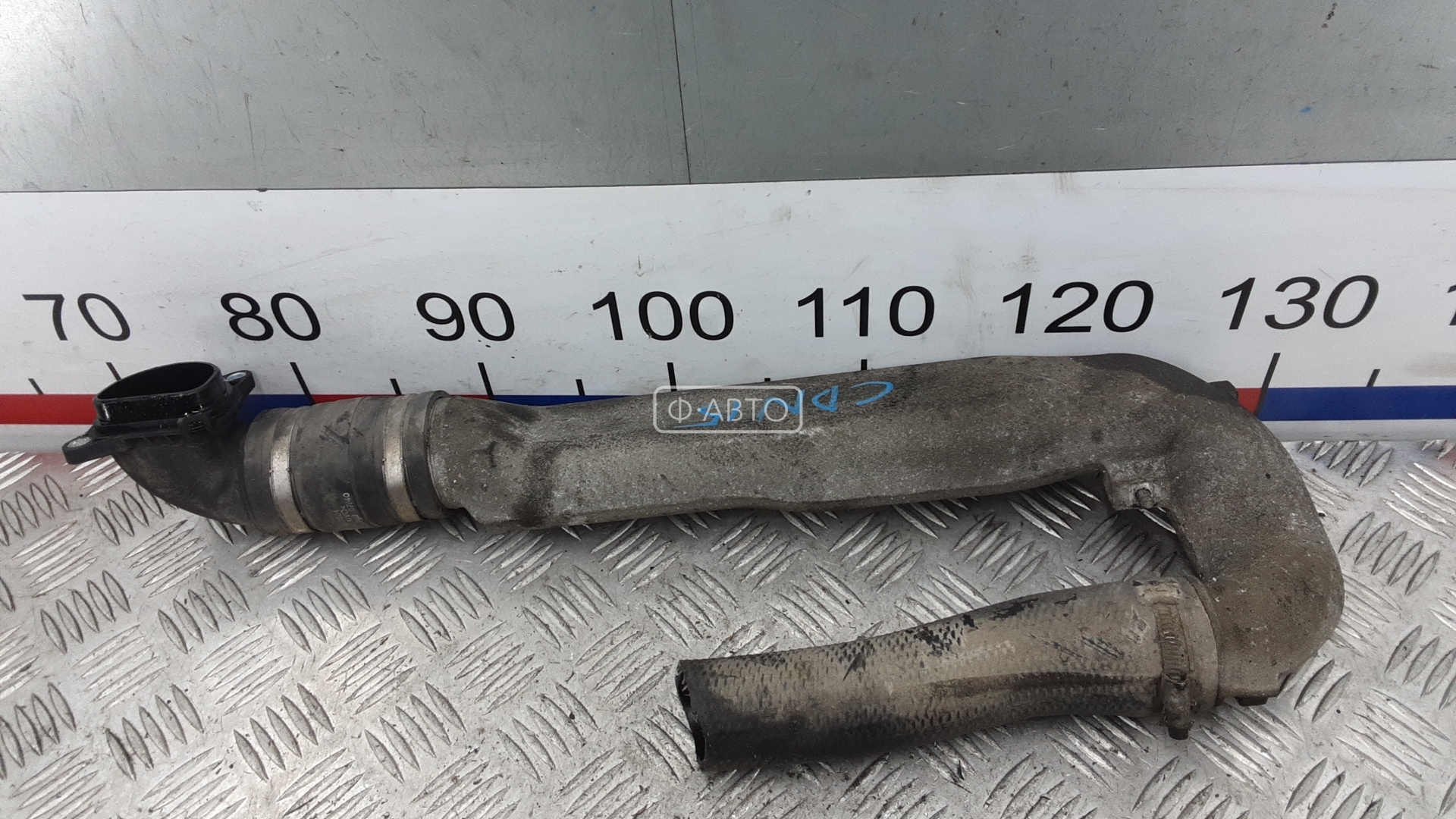 Патрубок интеркулера