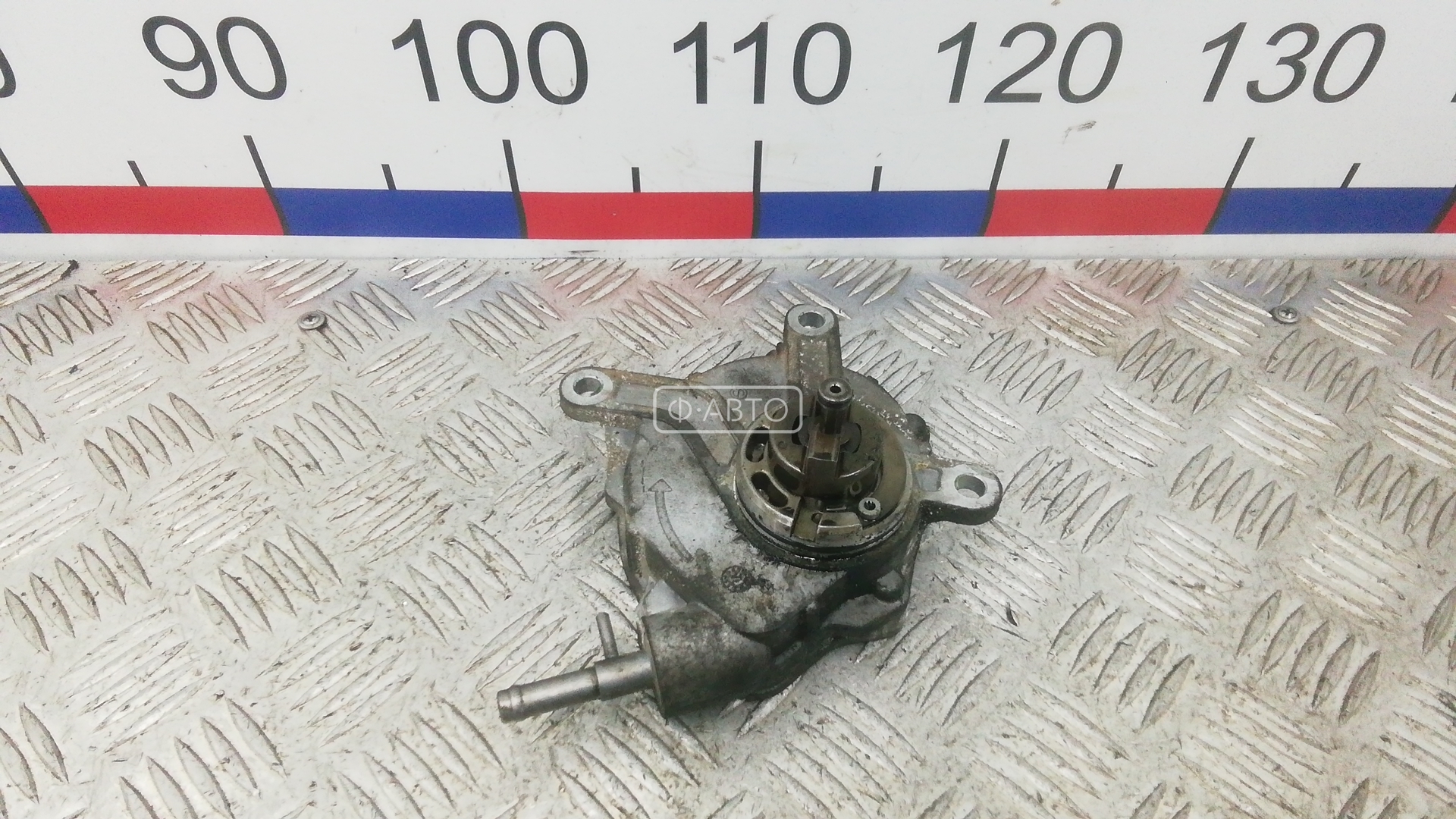 Насос вакуумный