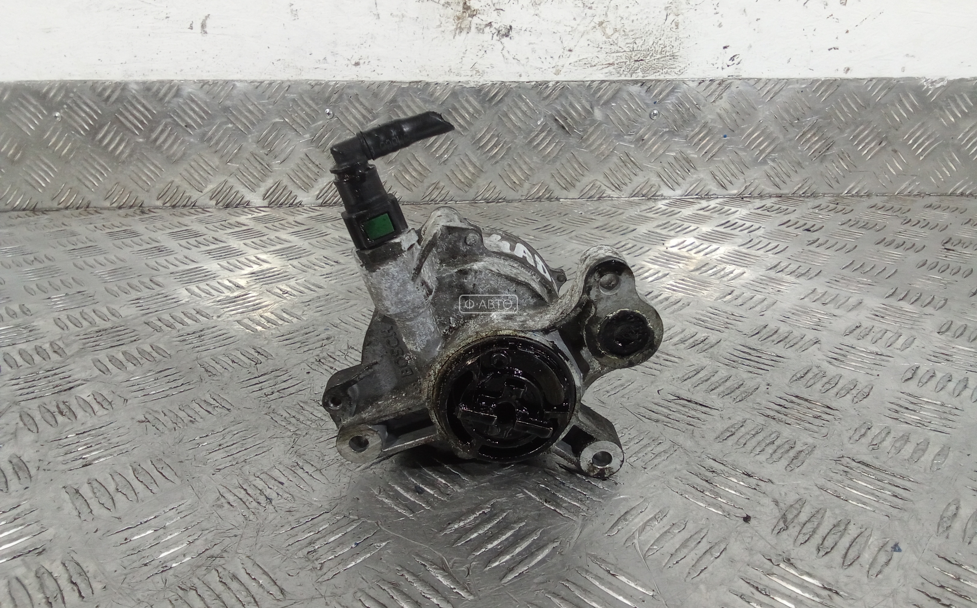 Насос вакуумный