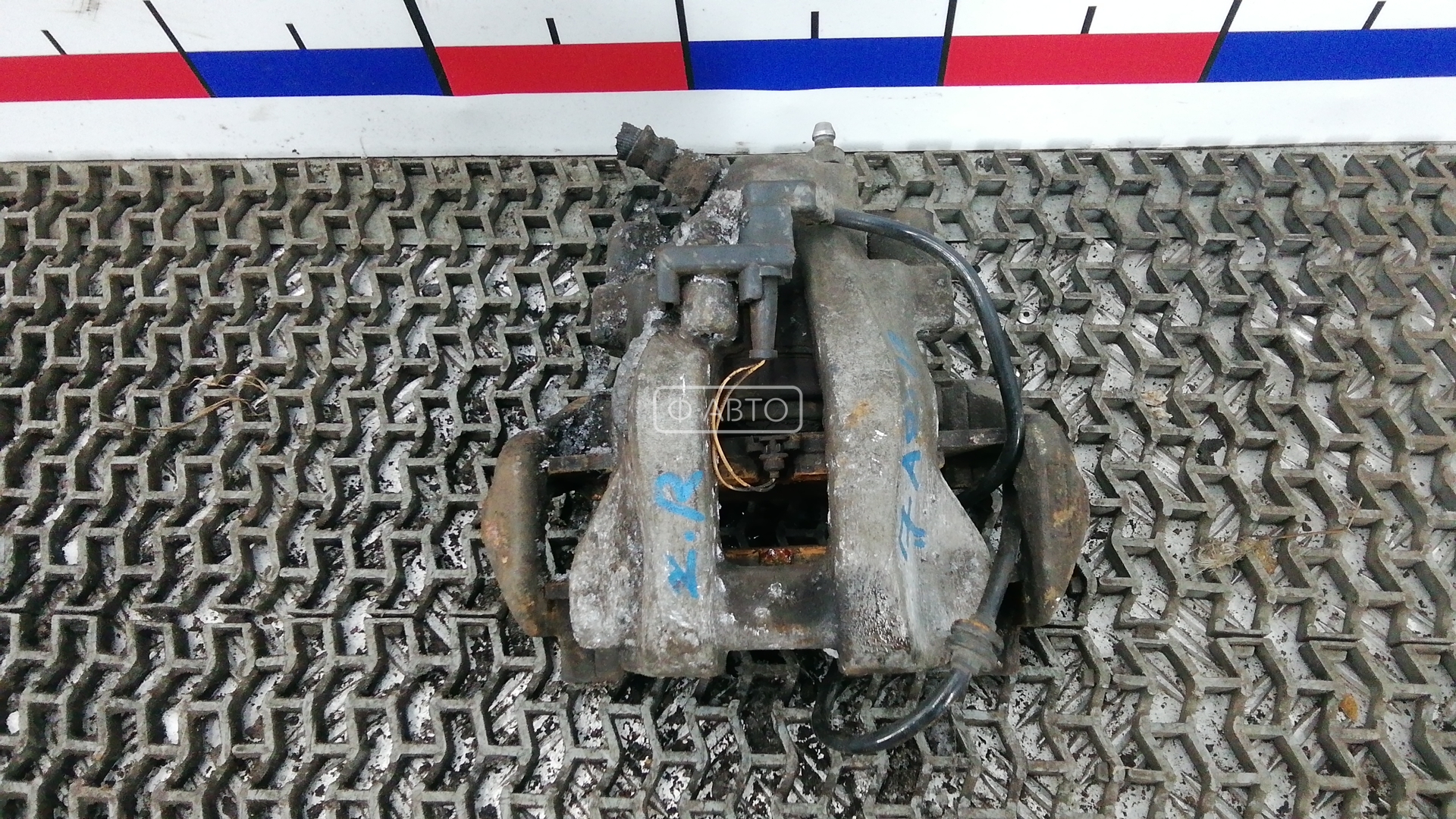 Суппорт тормозной задний правый