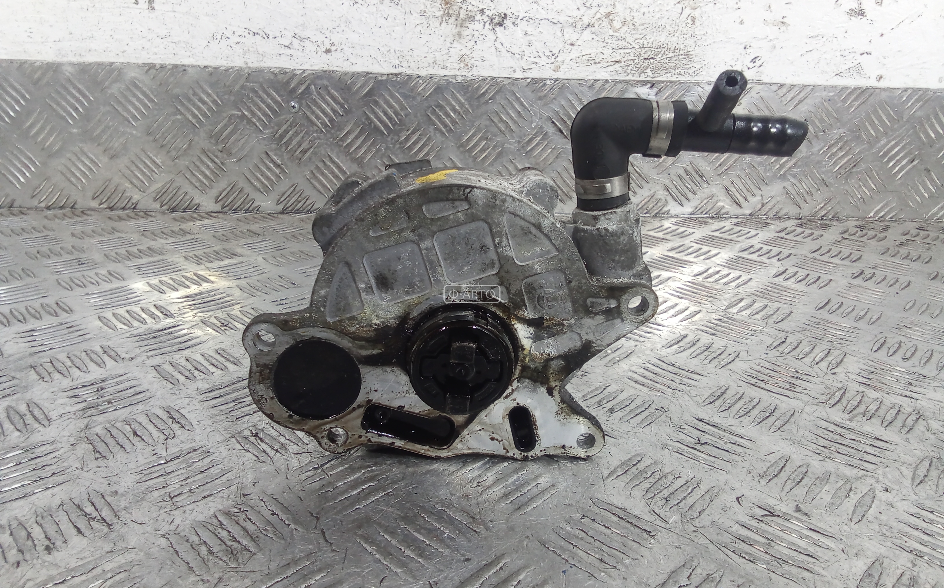 Насос вакуумный