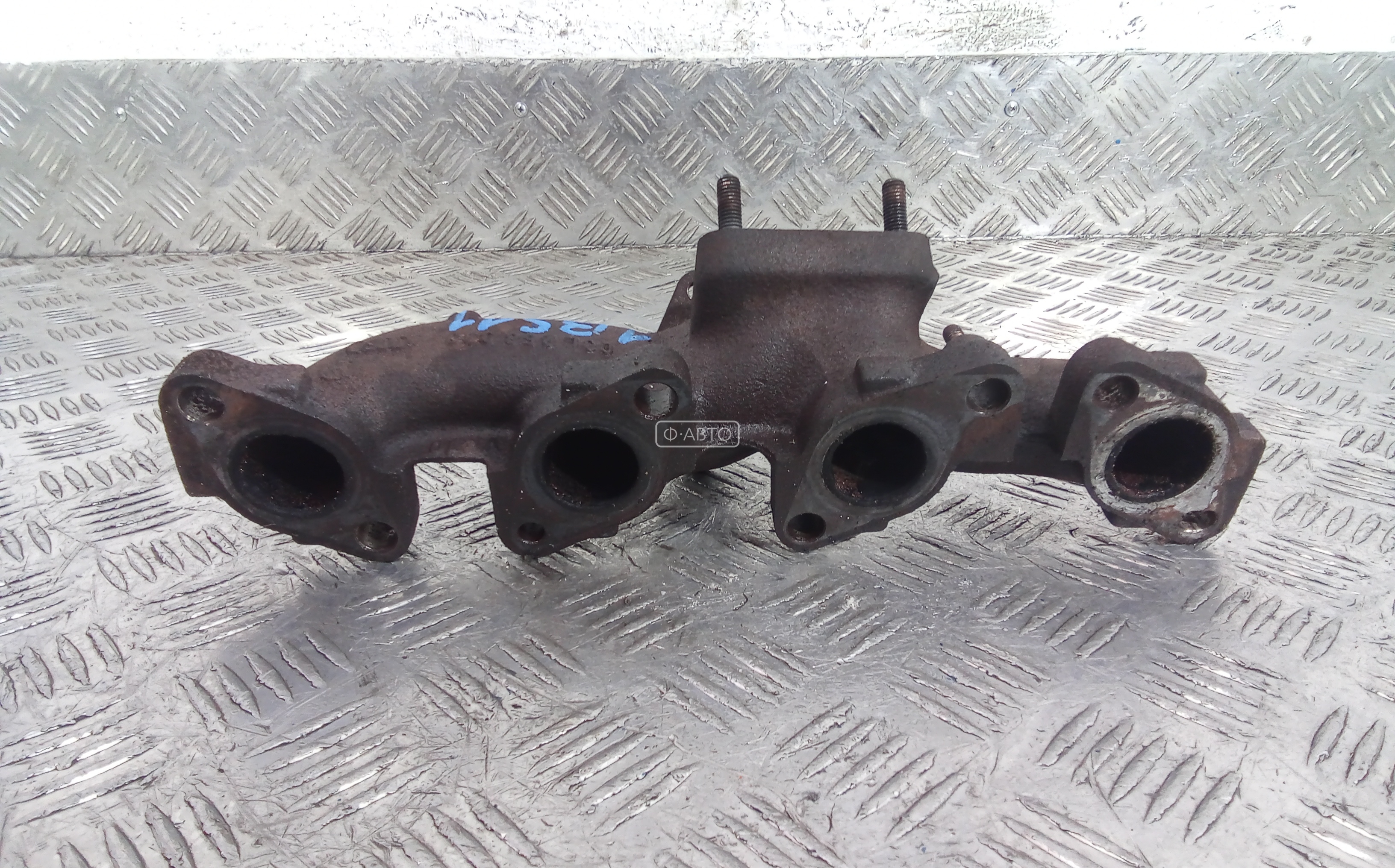 Выпускной коллектор дизельный