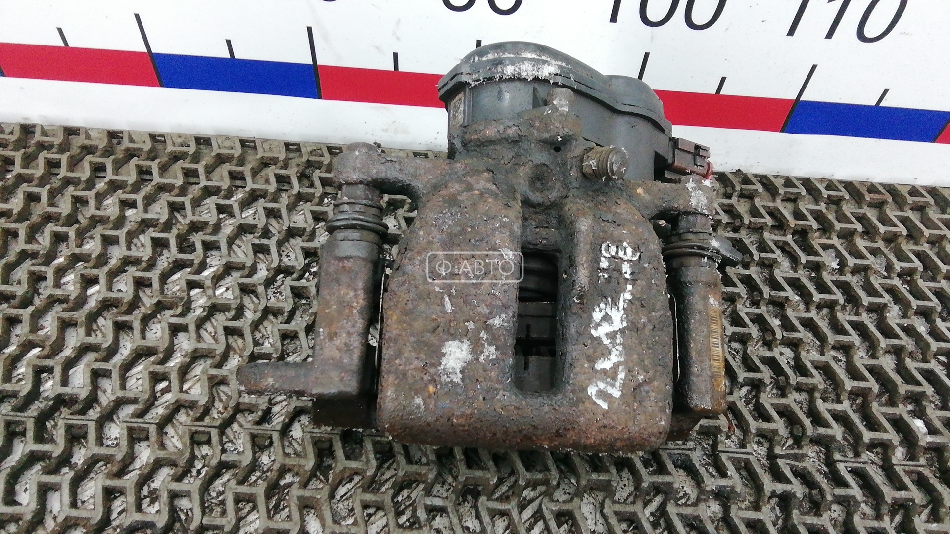 Суппорт тормозной задний левый