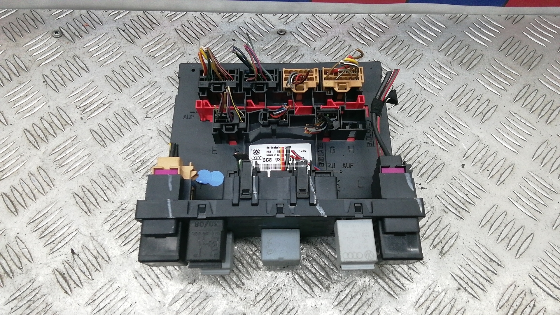 Блок предохранителей