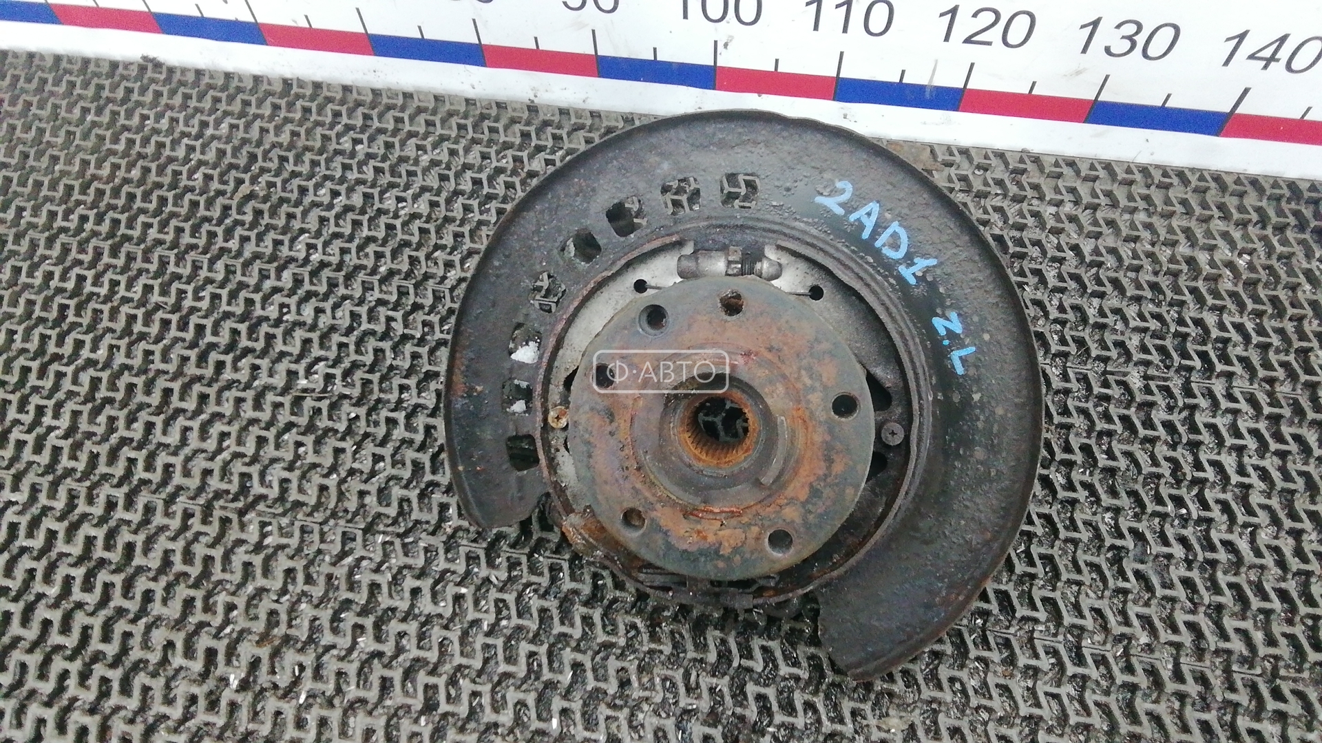 Ступица задняя левая