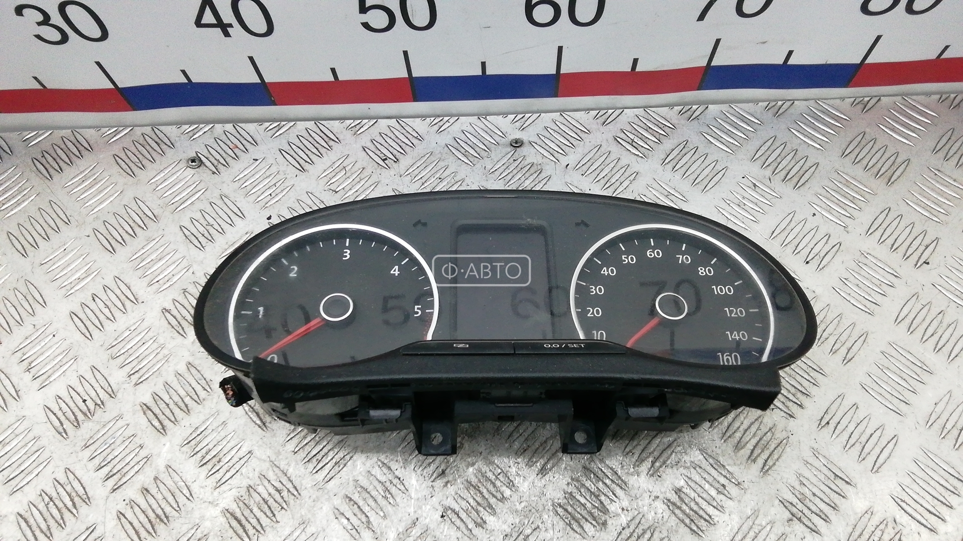 Щиток приборов