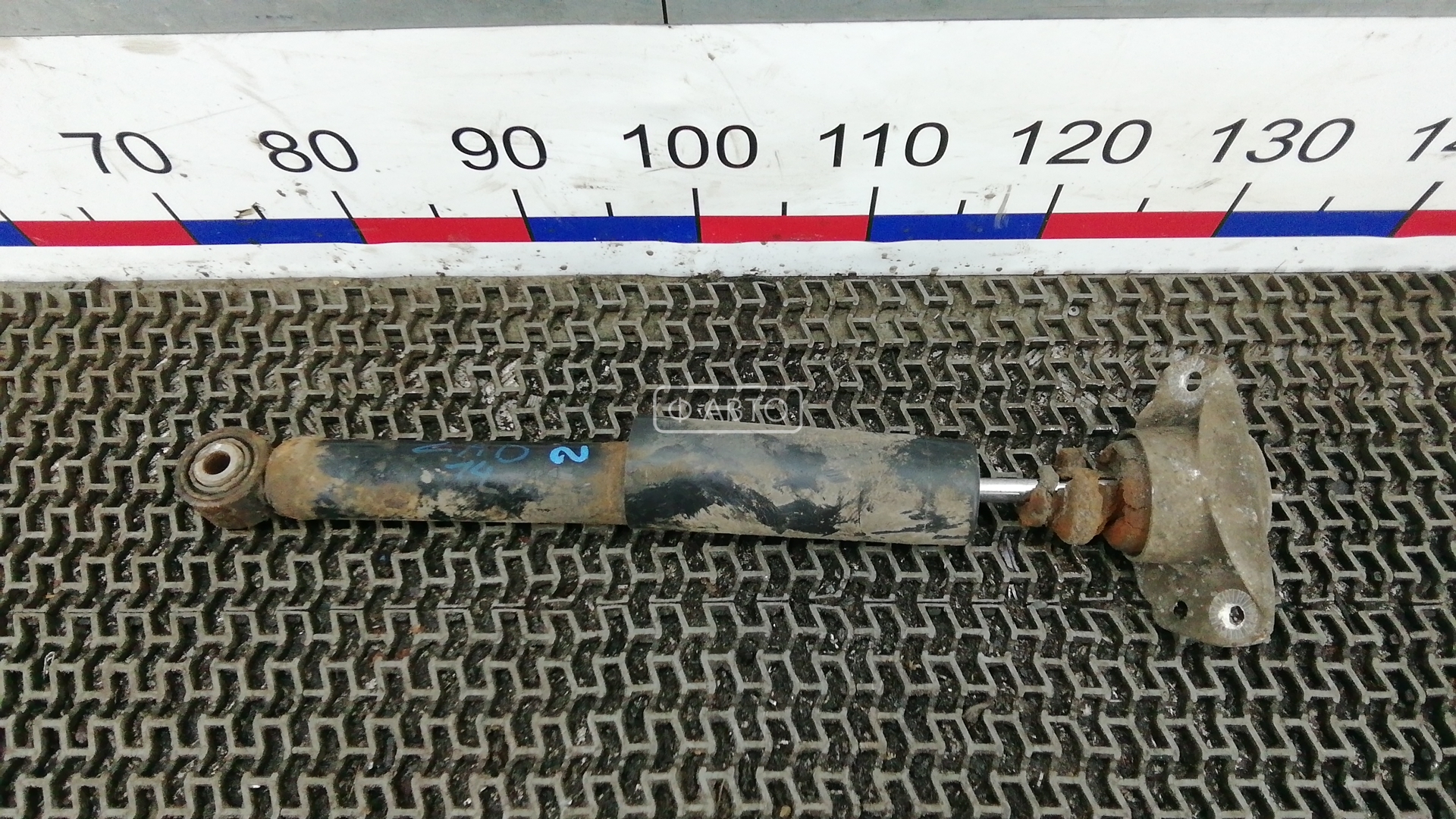 Амортизатор задний