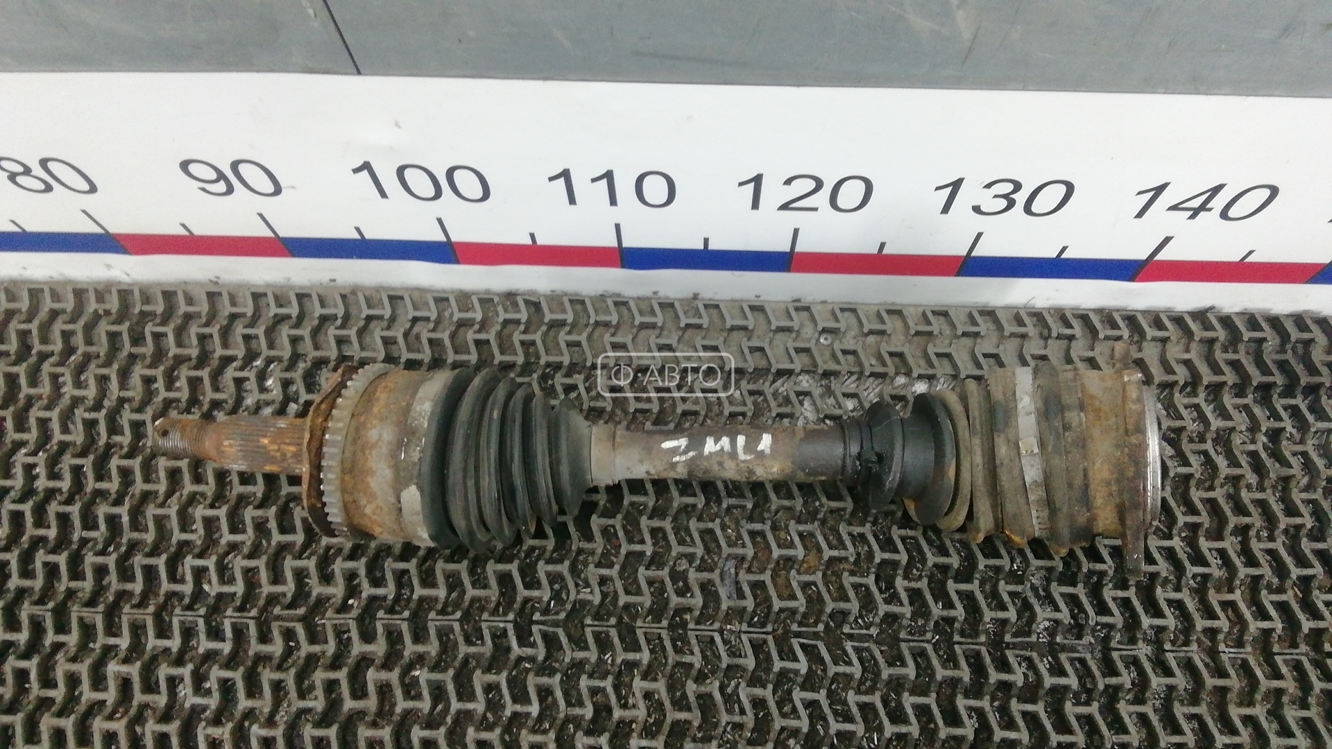 Привод передний правый