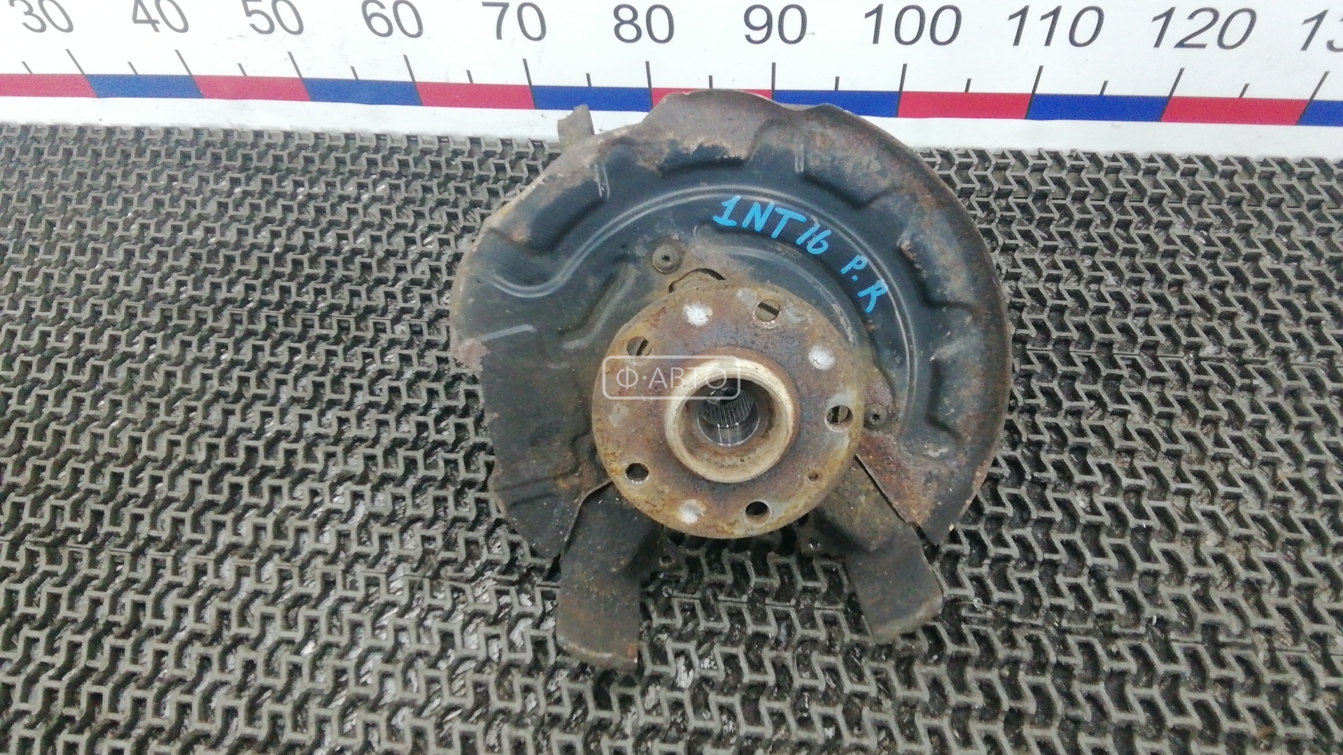 Ступица передняя правая