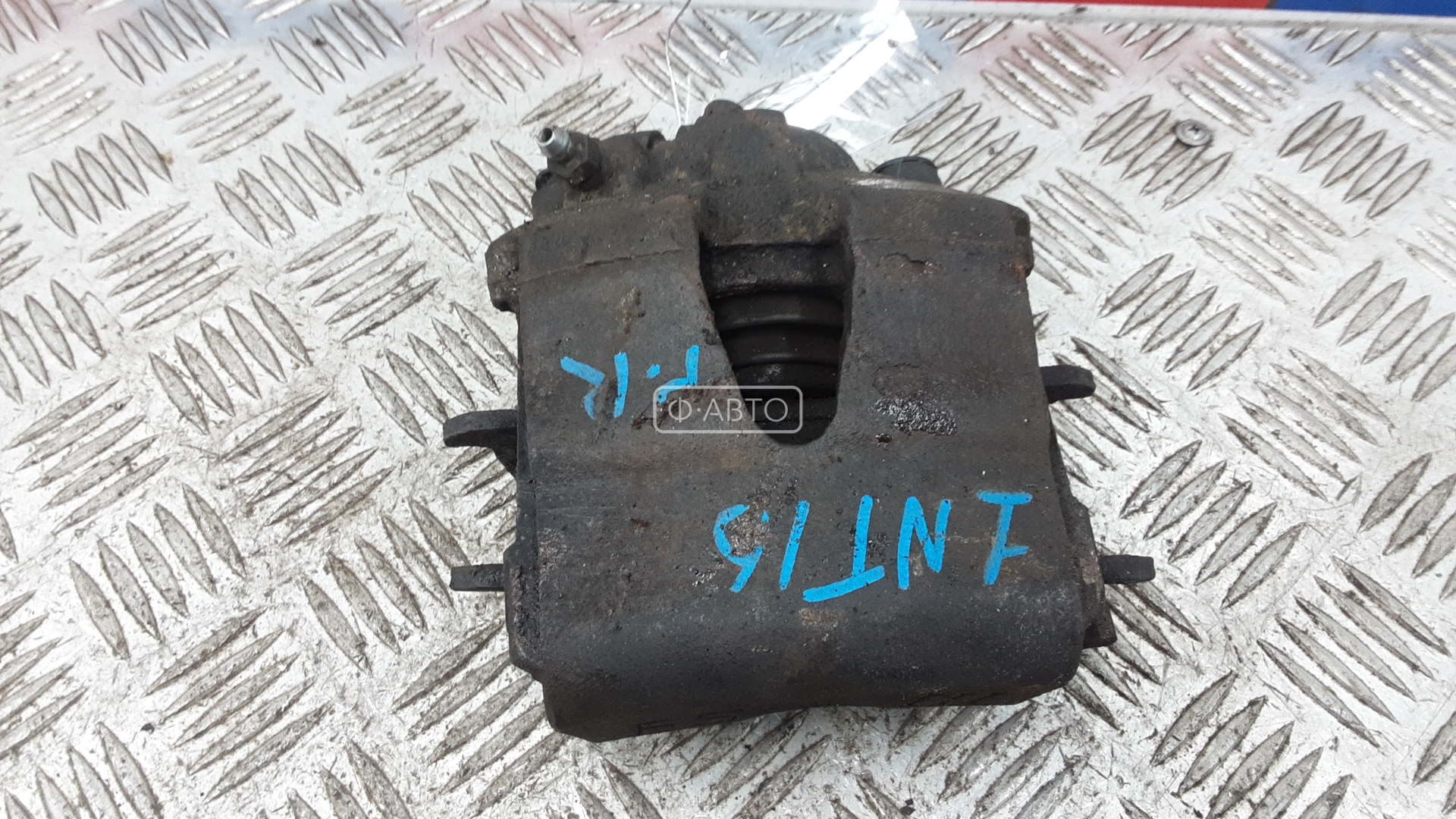 Суппорт тормозной передний правый