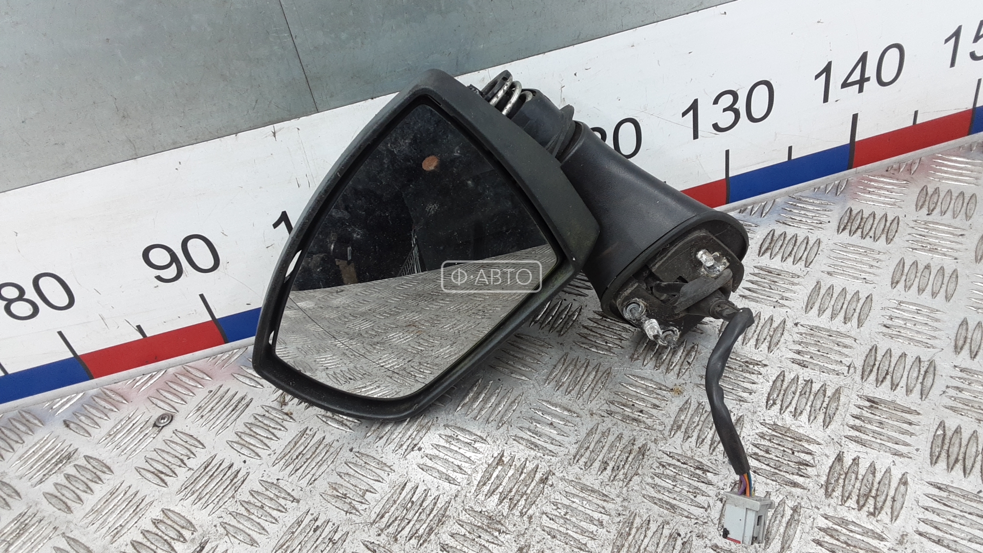 Зеркало наружное левое