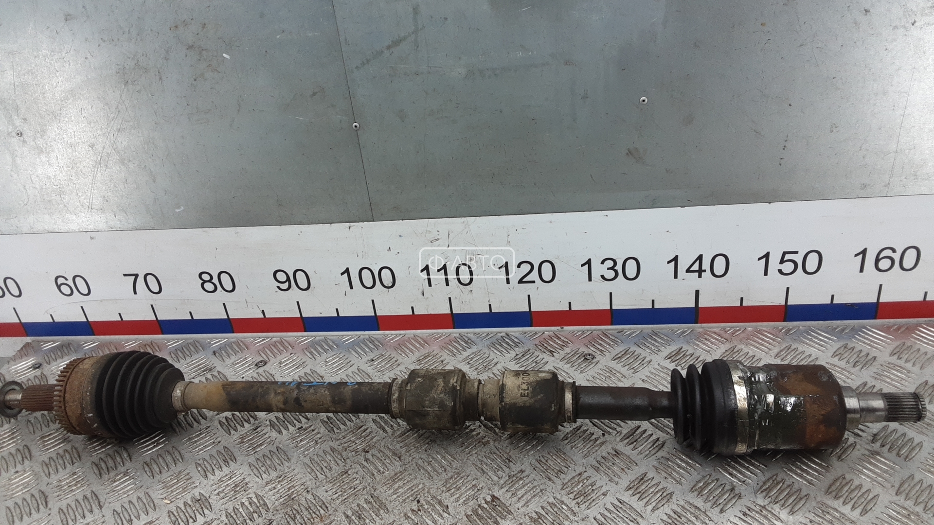 Привод передний правый