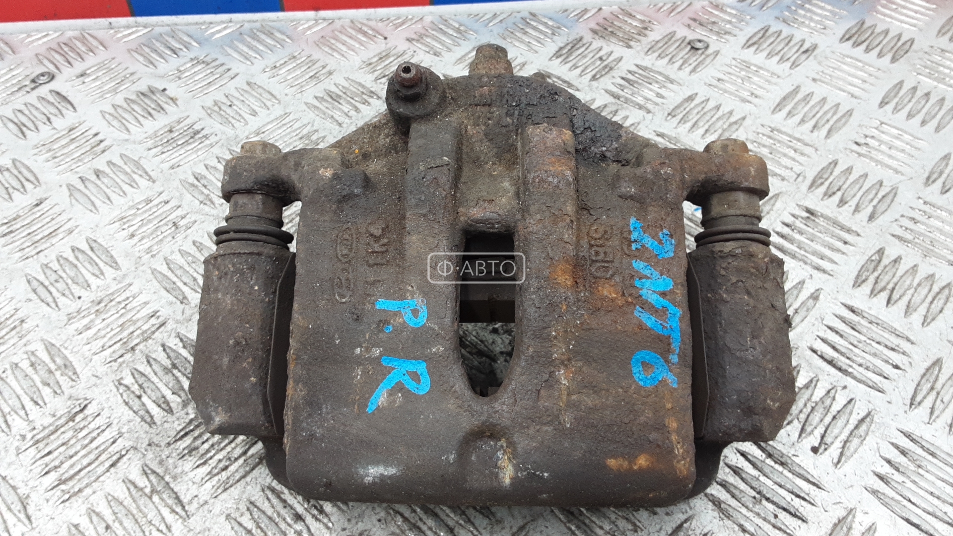 Суппорт тормозной передний правый
