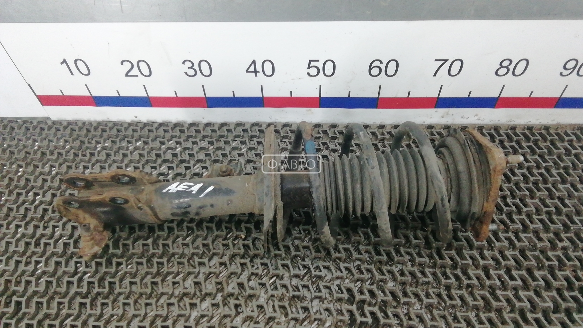 Стойка передняя правая