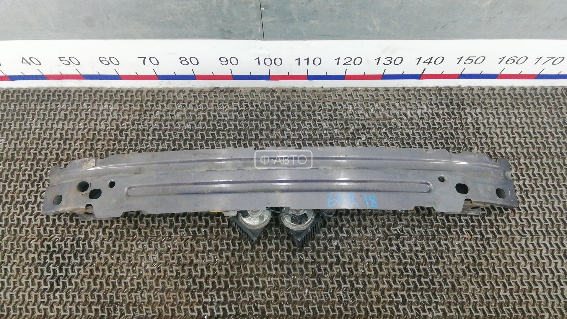 Усилитель бампера передний (кронштейн)