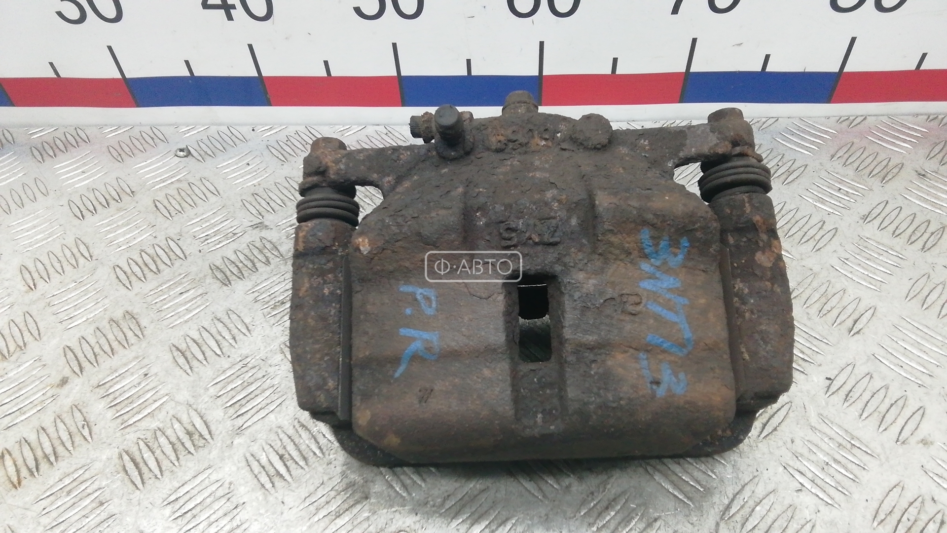 Суппорт тормозной передний правый