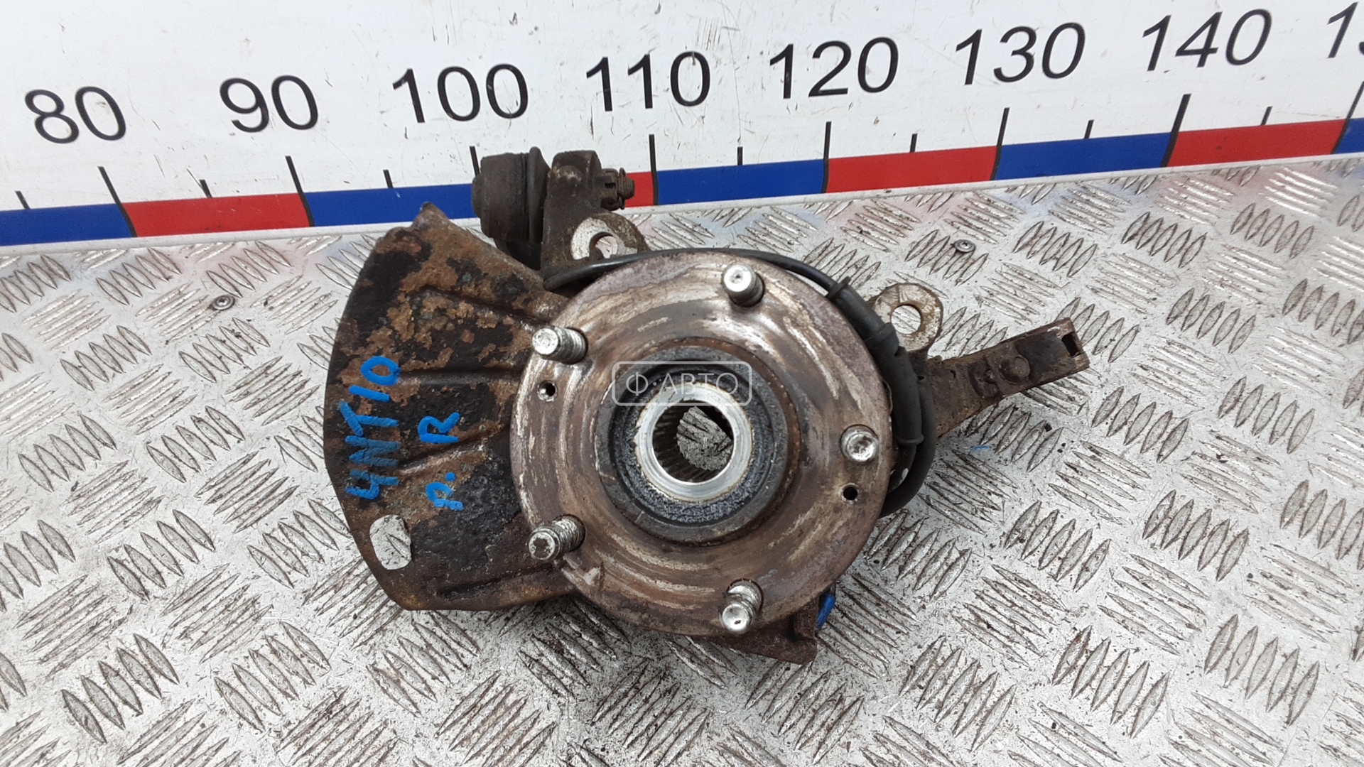 Ступица передняя правая