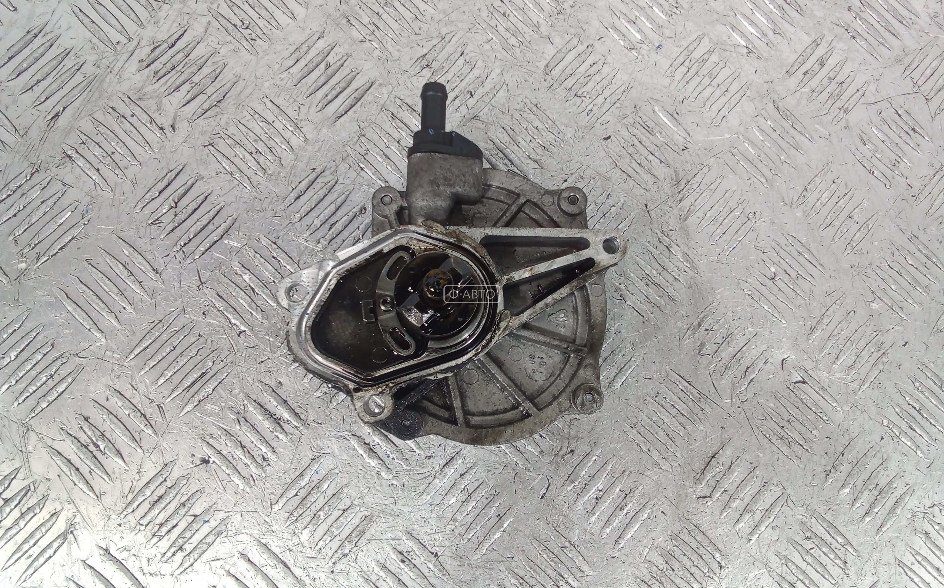 Насос вакуумный