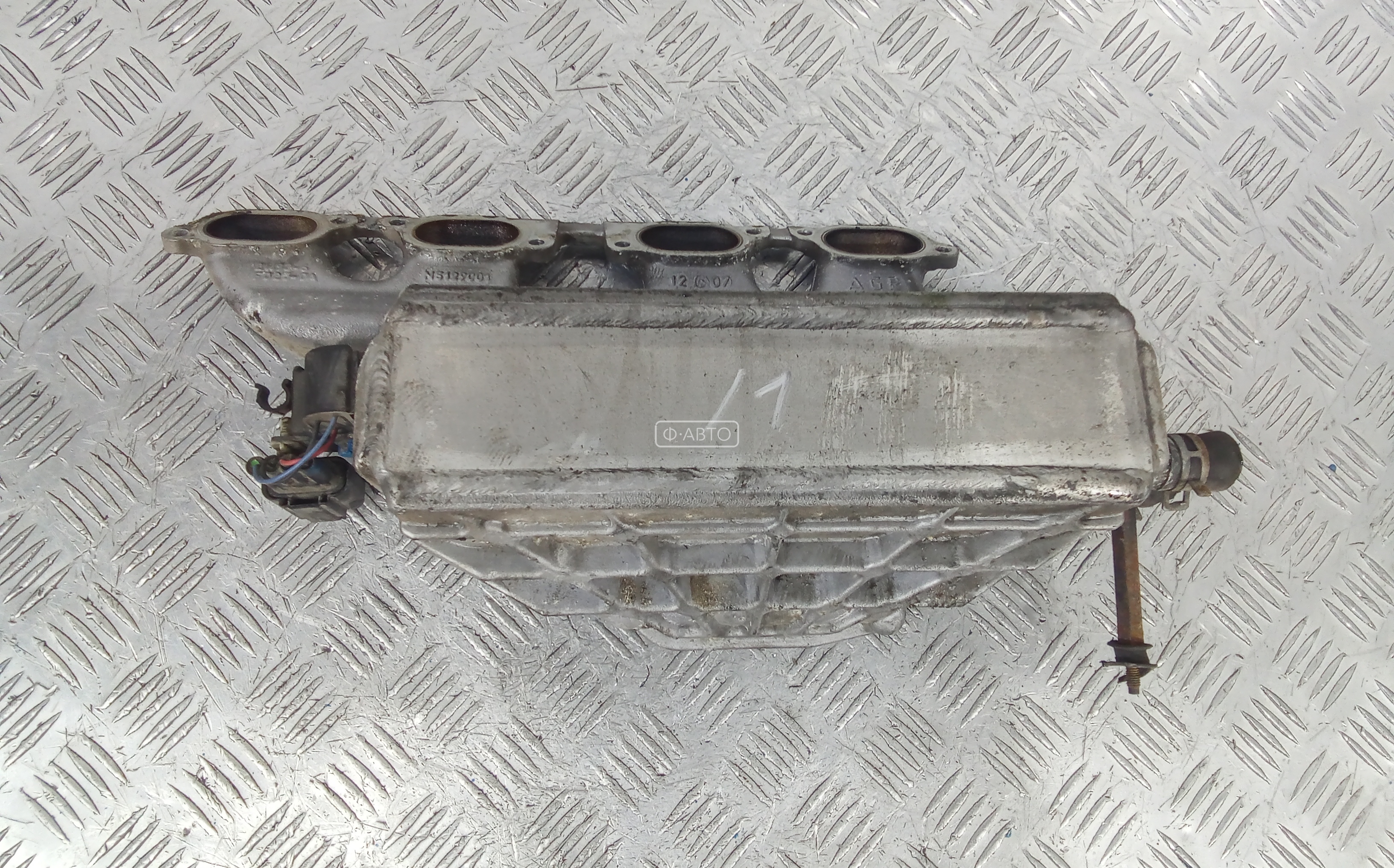 Впускной коллектор бензиновый