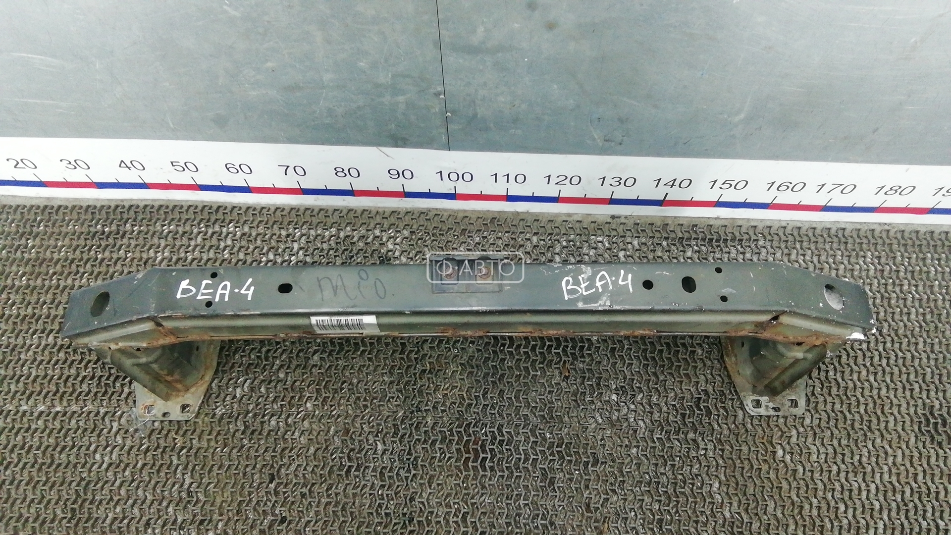 Усилитель бампера передний (кронштейн)