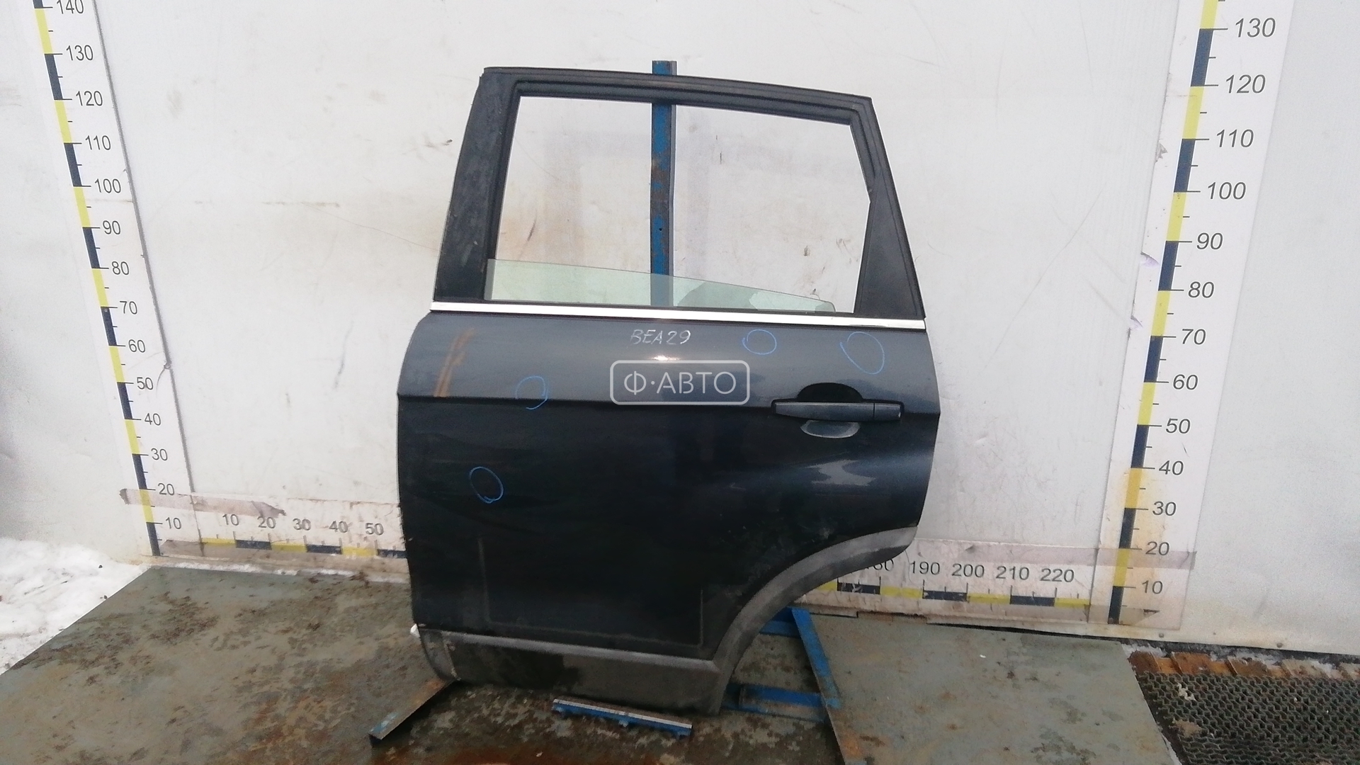 Дверь задняя левая