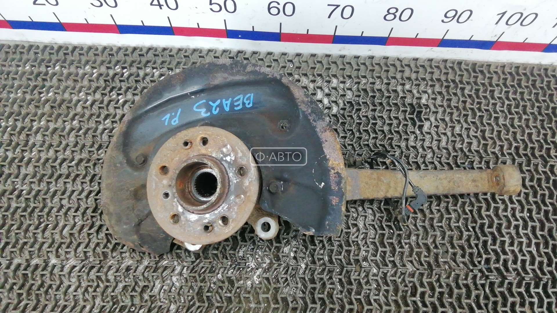 Ступица передняя левая