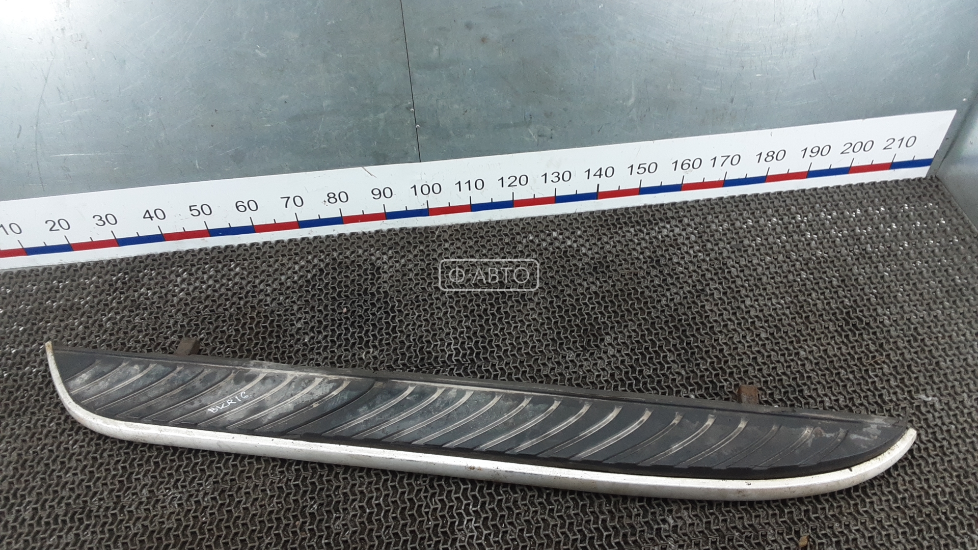 Подножка внешняя декоративная