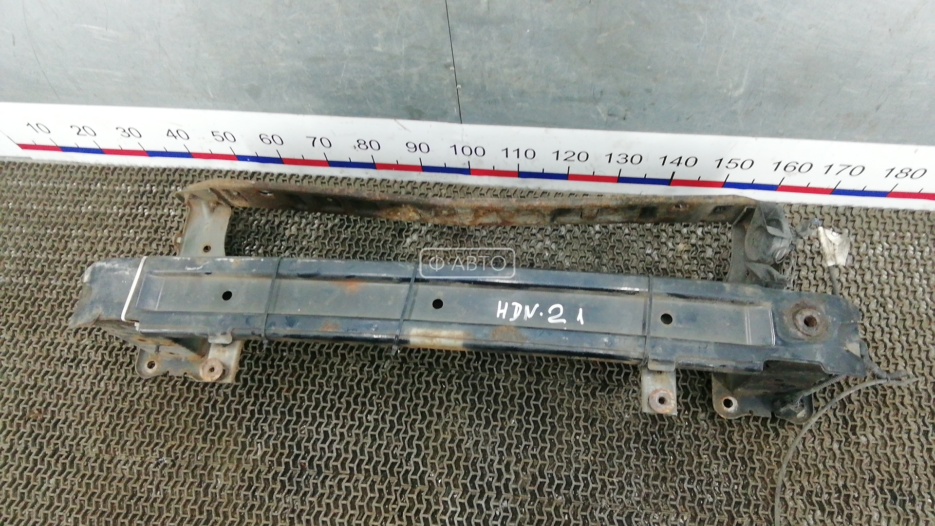 Усилитель бампера передний (кронштейн)