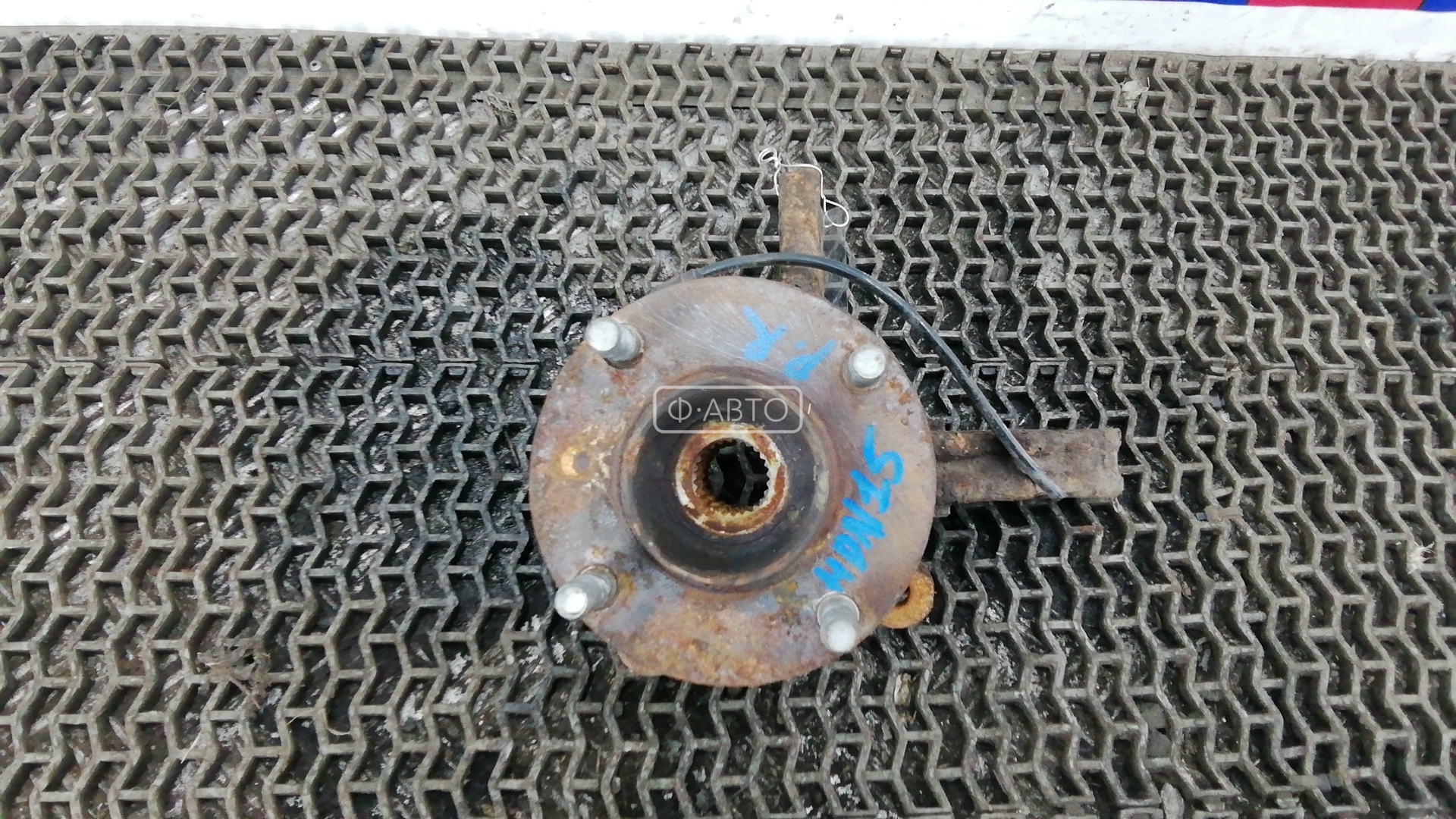 Ступица передняя правая