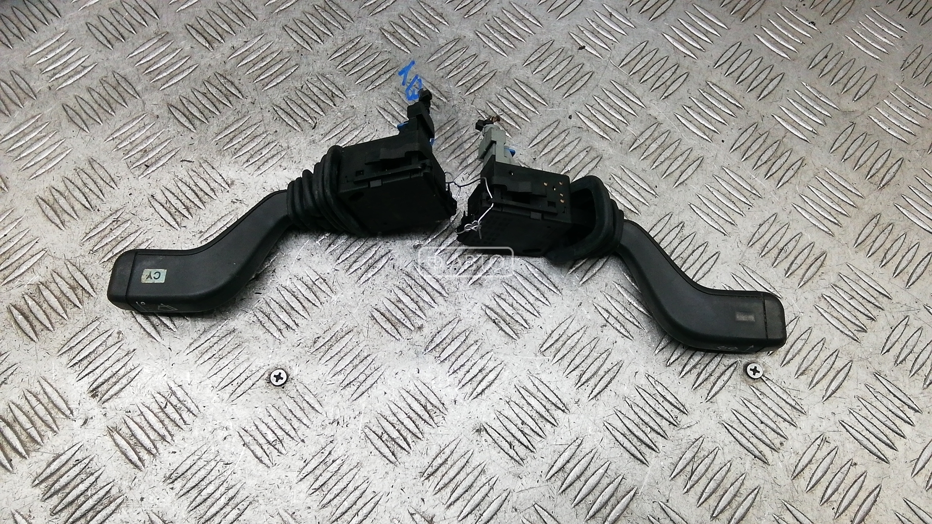 Переключатель поворотов и дворников (стрекоза)