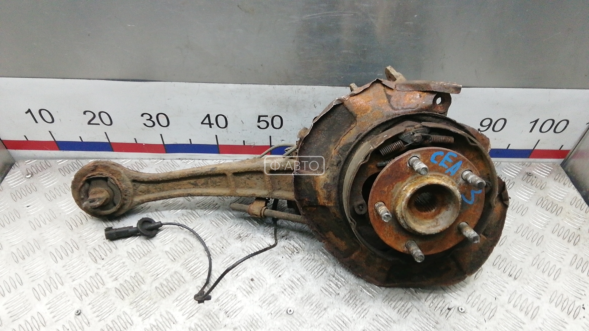 Ступица задняя левая