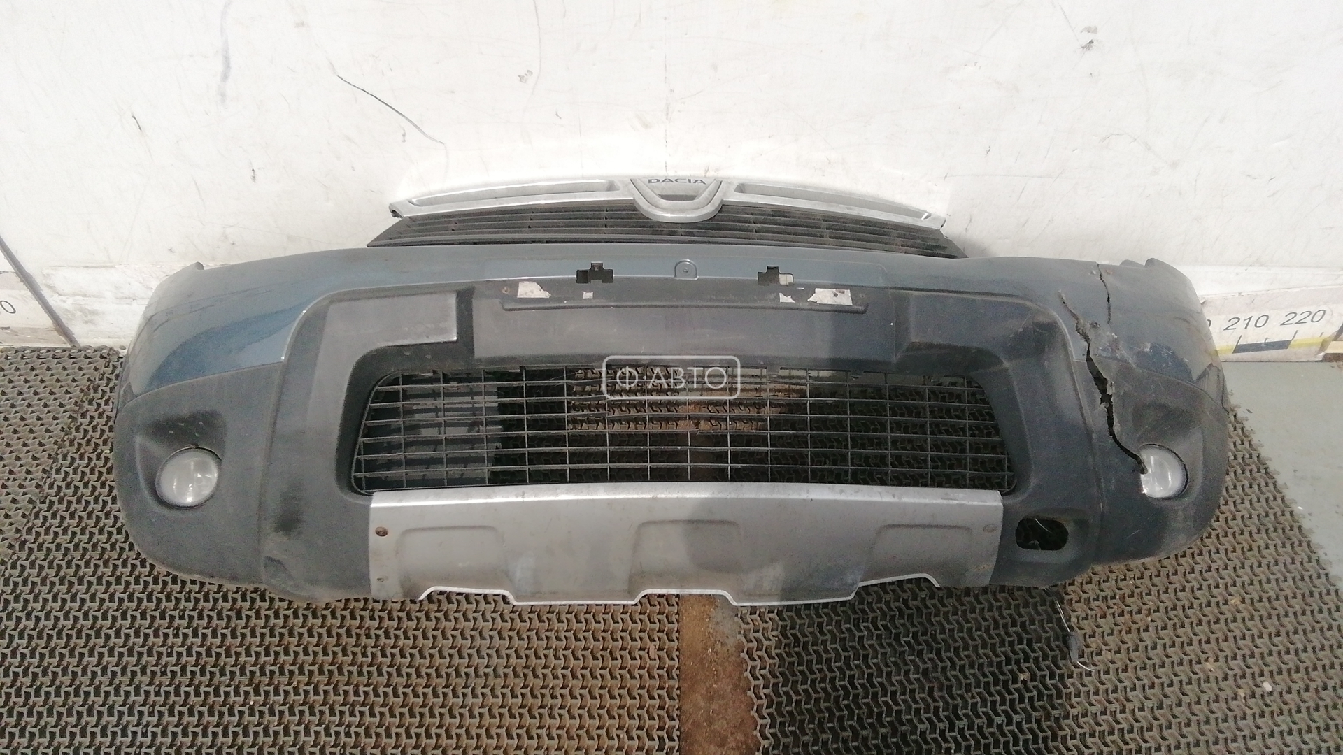 Бампер передний