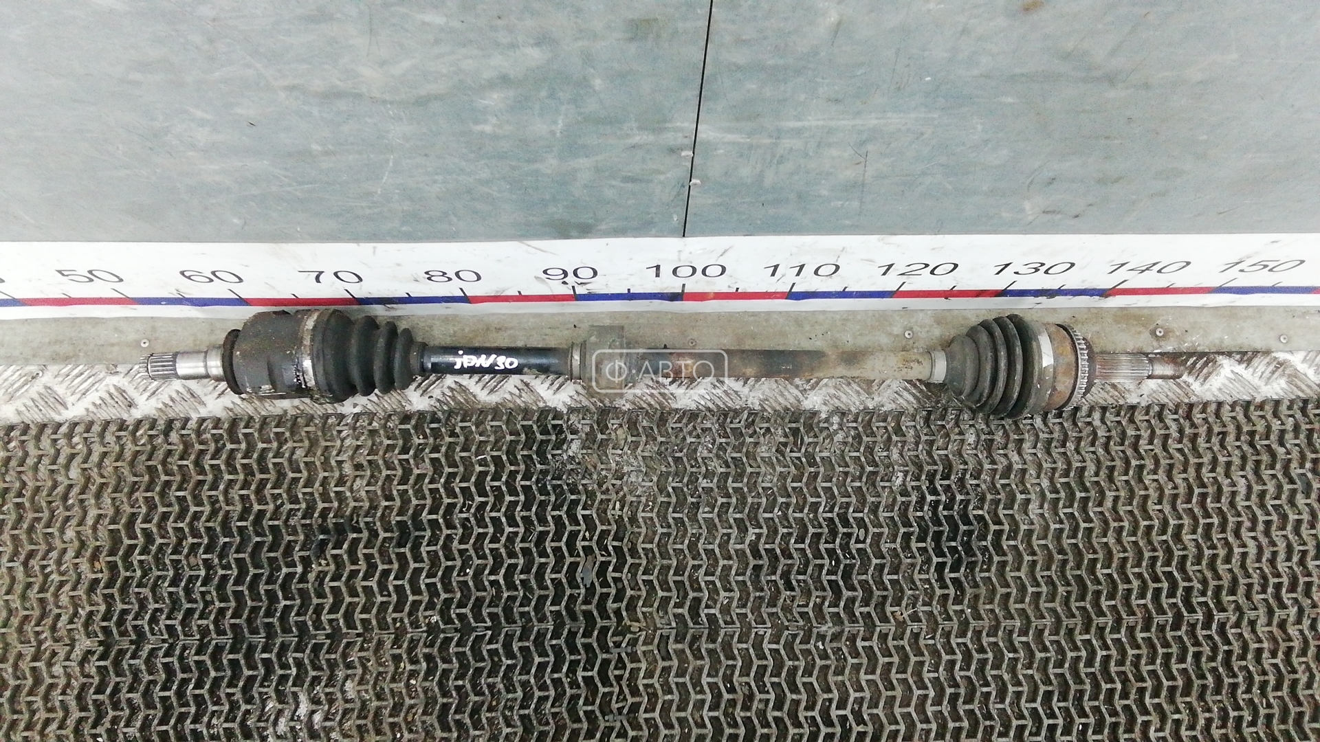 Привод передний правый