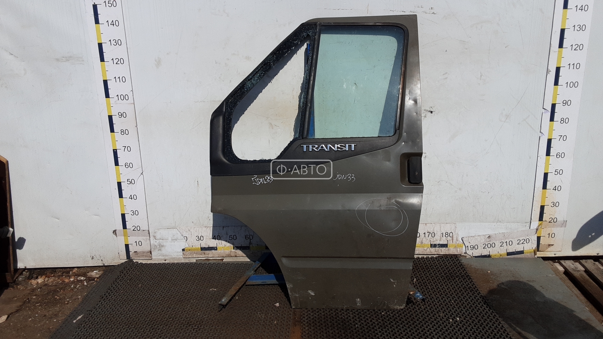 Дверь передняя левая