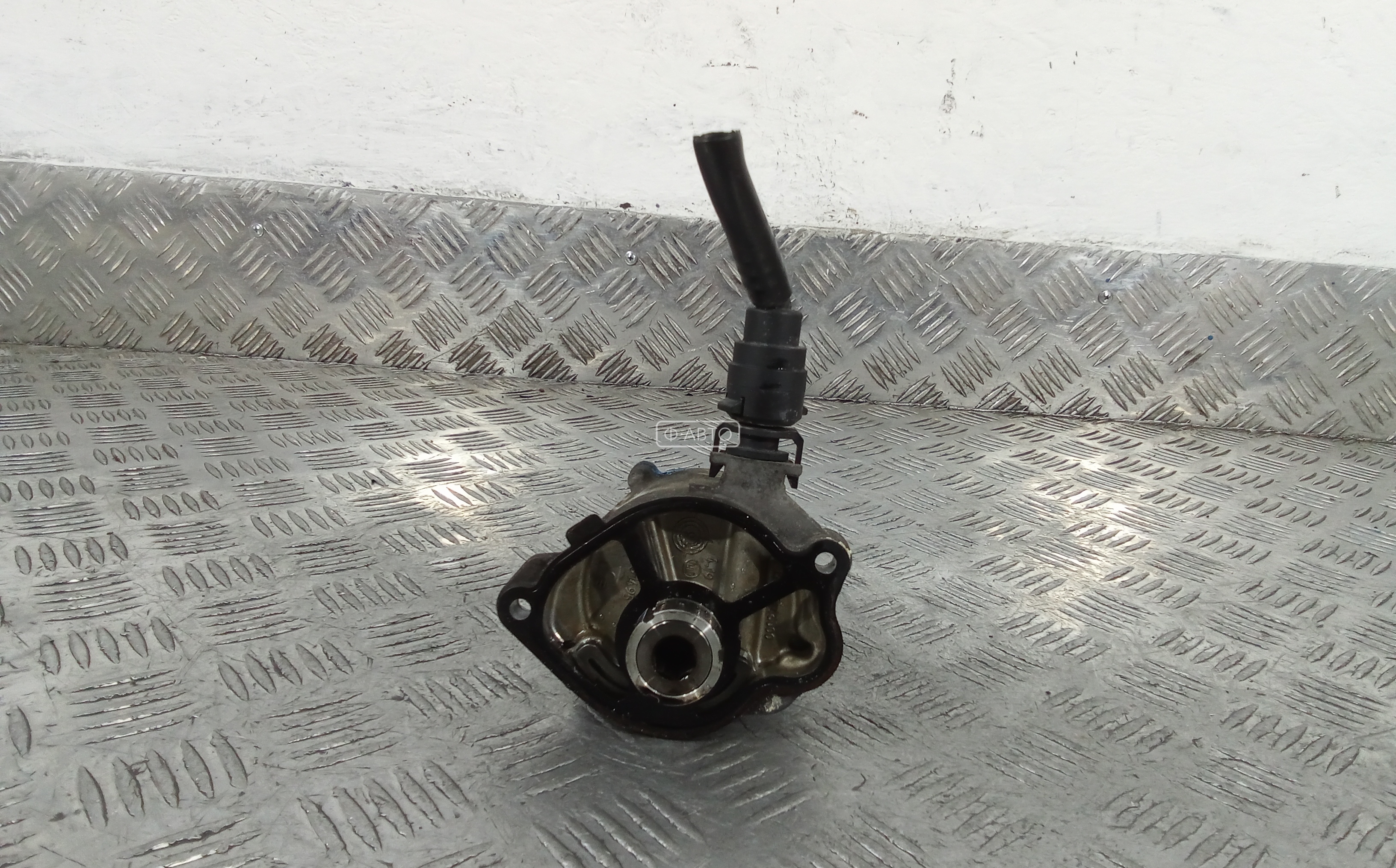 Насос вакуумный