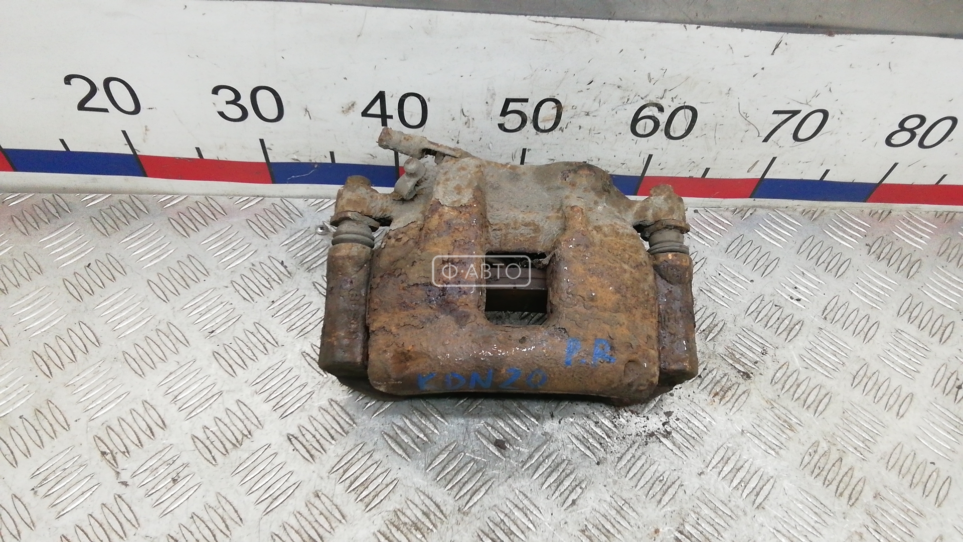 Суппорт тормозной передний правый